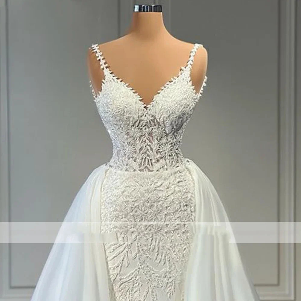 Sleeveless V-neck Mermaid Lace Wedding Dress Satin Detachable Train Bride Gown