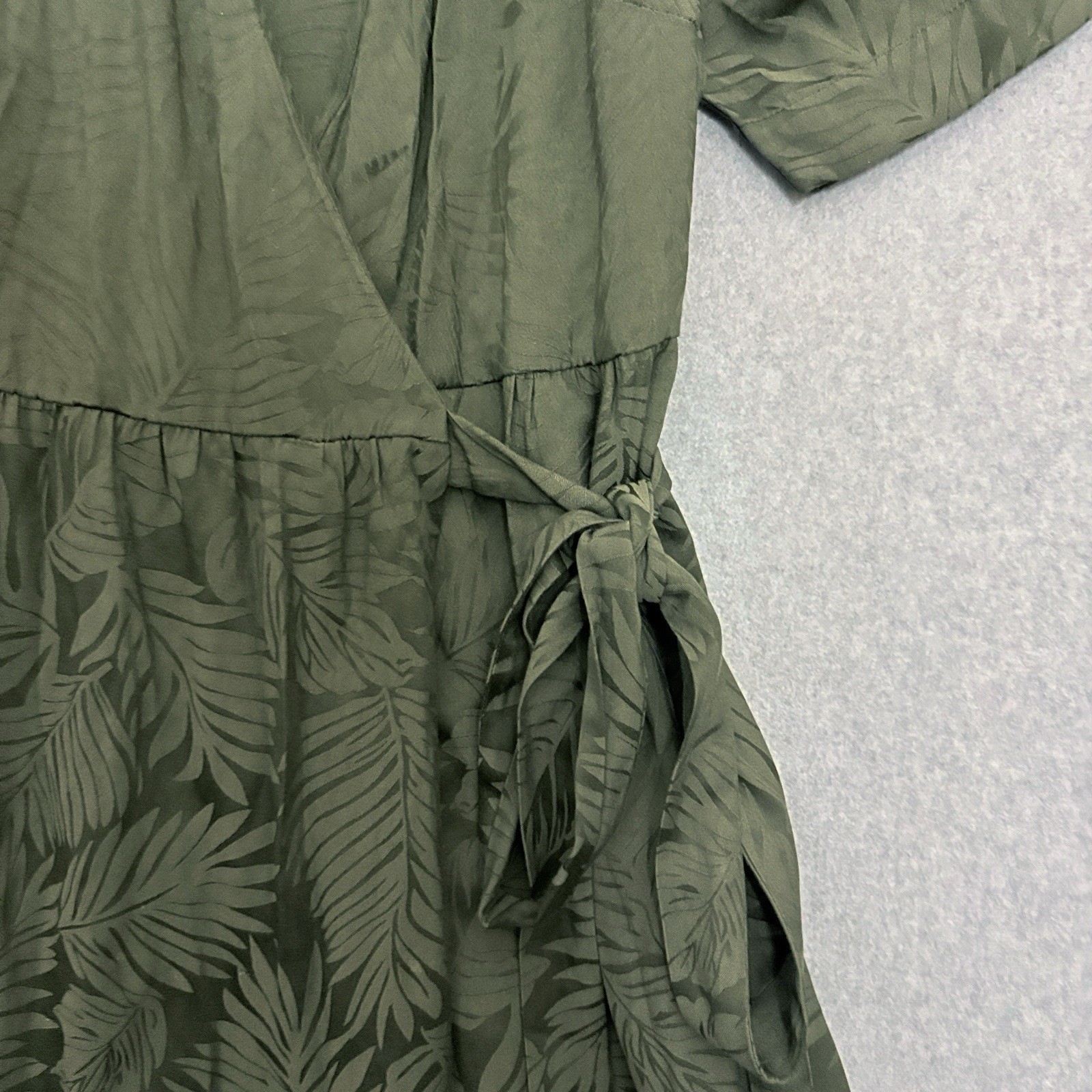 Oliver Bonas Maxi Wrap Dress Green Leaf Print UK 12 US 8 Short Sleeve Romantic