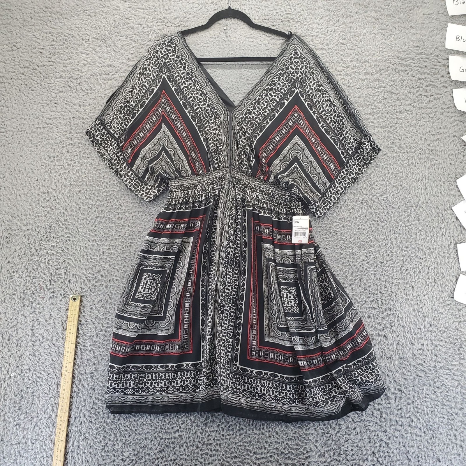 B. Smart Dress Womens 18W Black Geo Print Empire Waist Short Sleeve *NWT*