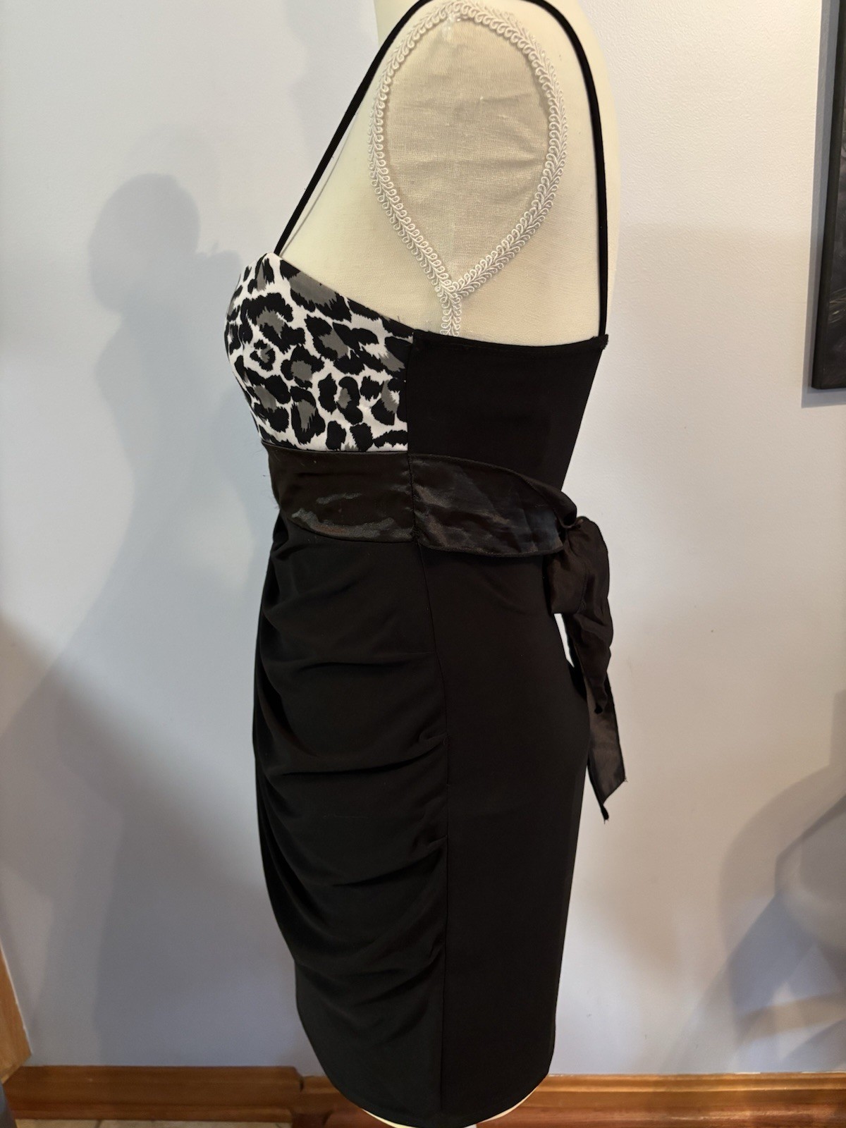 Taboo Dress Spaghetti Strap Leopard Print Top Black Stretchy Back Tie Sz S EUC