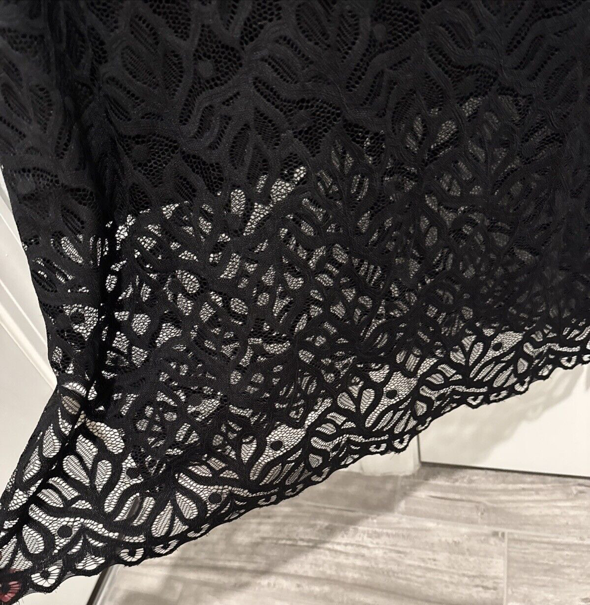Kensie SIZE LARGE Black on Black Lace Overlay Nylon Spandex Poly Dress