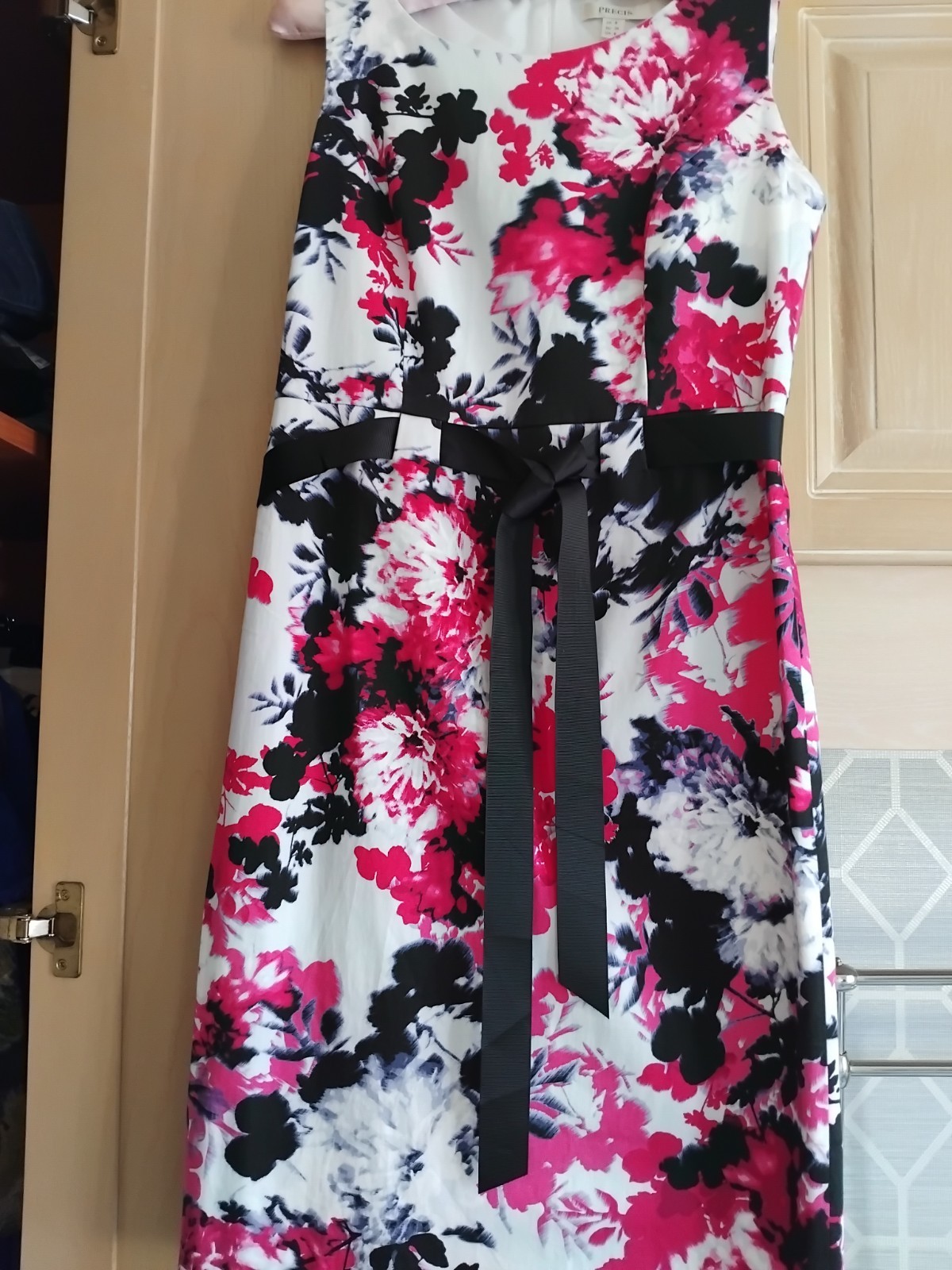 Precis Petite Women’s Floral Pink Black Lined Sleeveless Dress Worn Once Size 8
