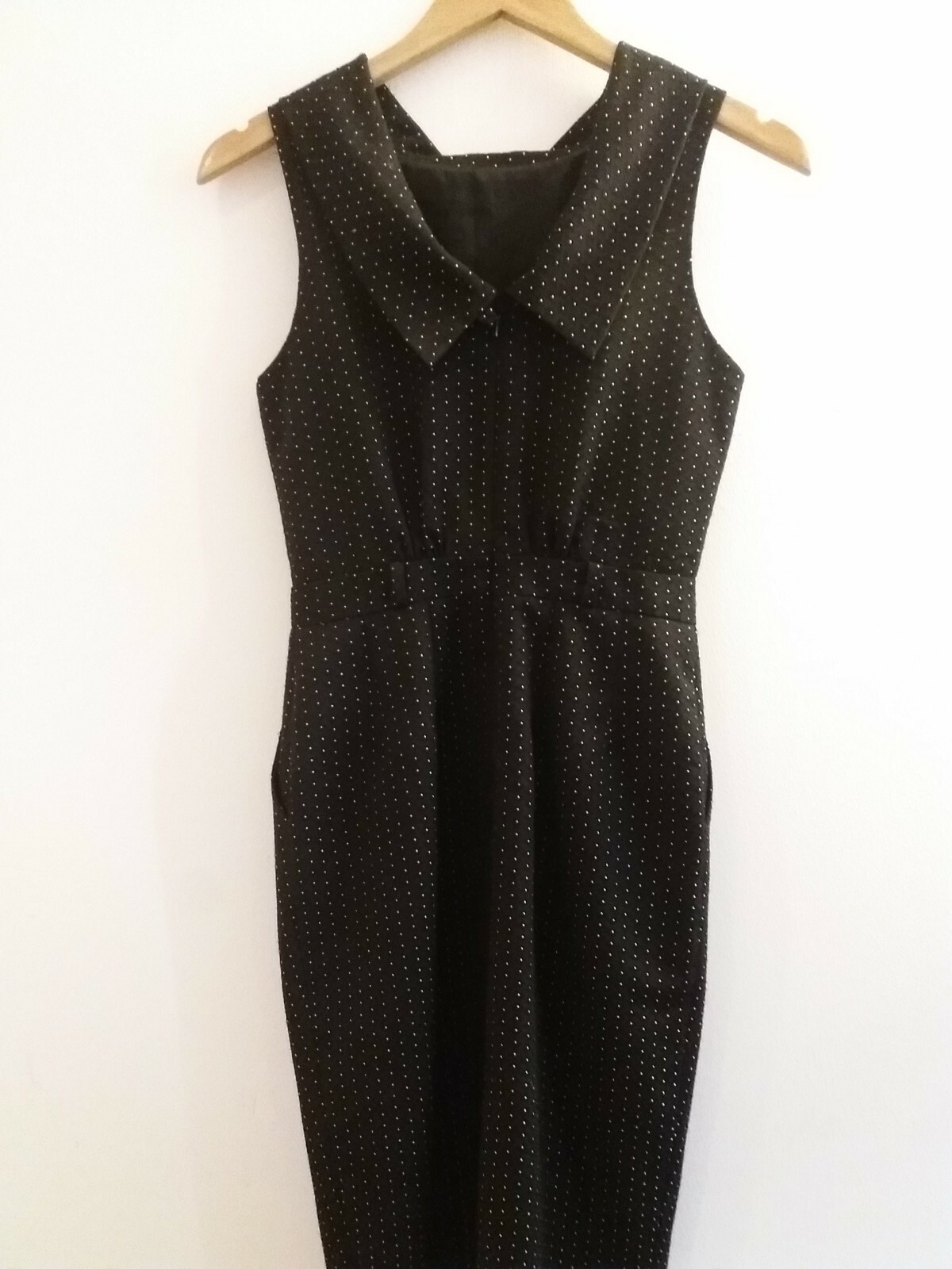 WAREHOUSE DRESS SIZE 8 BLACK SCOOP NECK LOW BACK Shift Black Spotty White Cc
