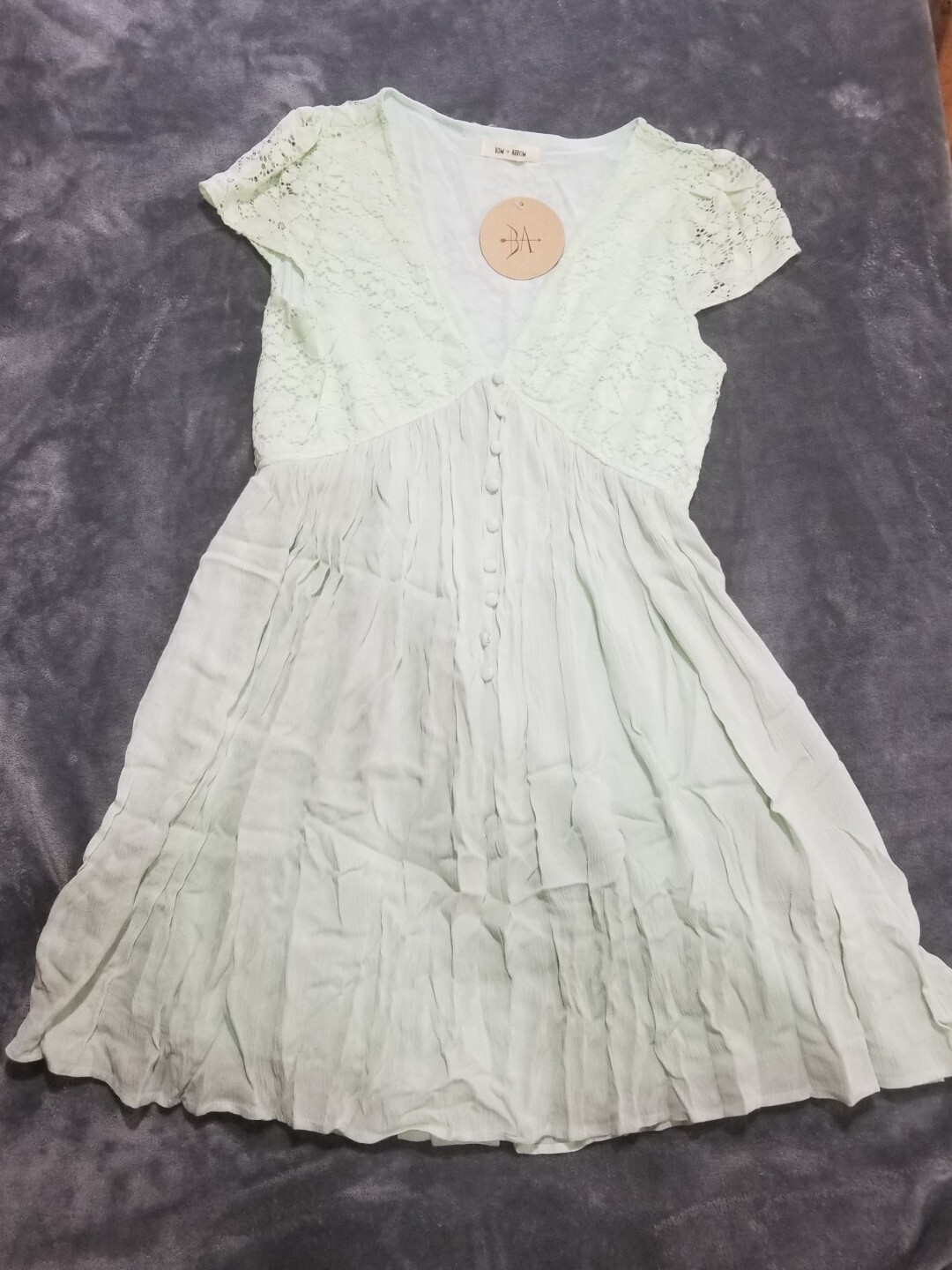NWT Bow + Arrow Green V Neck Dress Lace Buttons Lined Medium 033