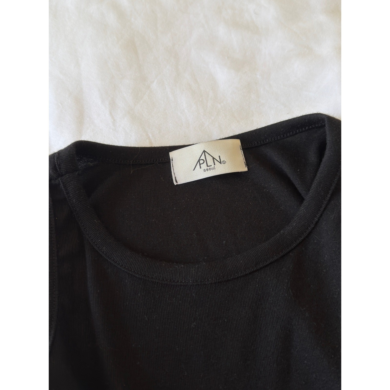Source Unknown PLN Seoul Black Mixed Media Sleeveless Drop Waist Poplin Dress