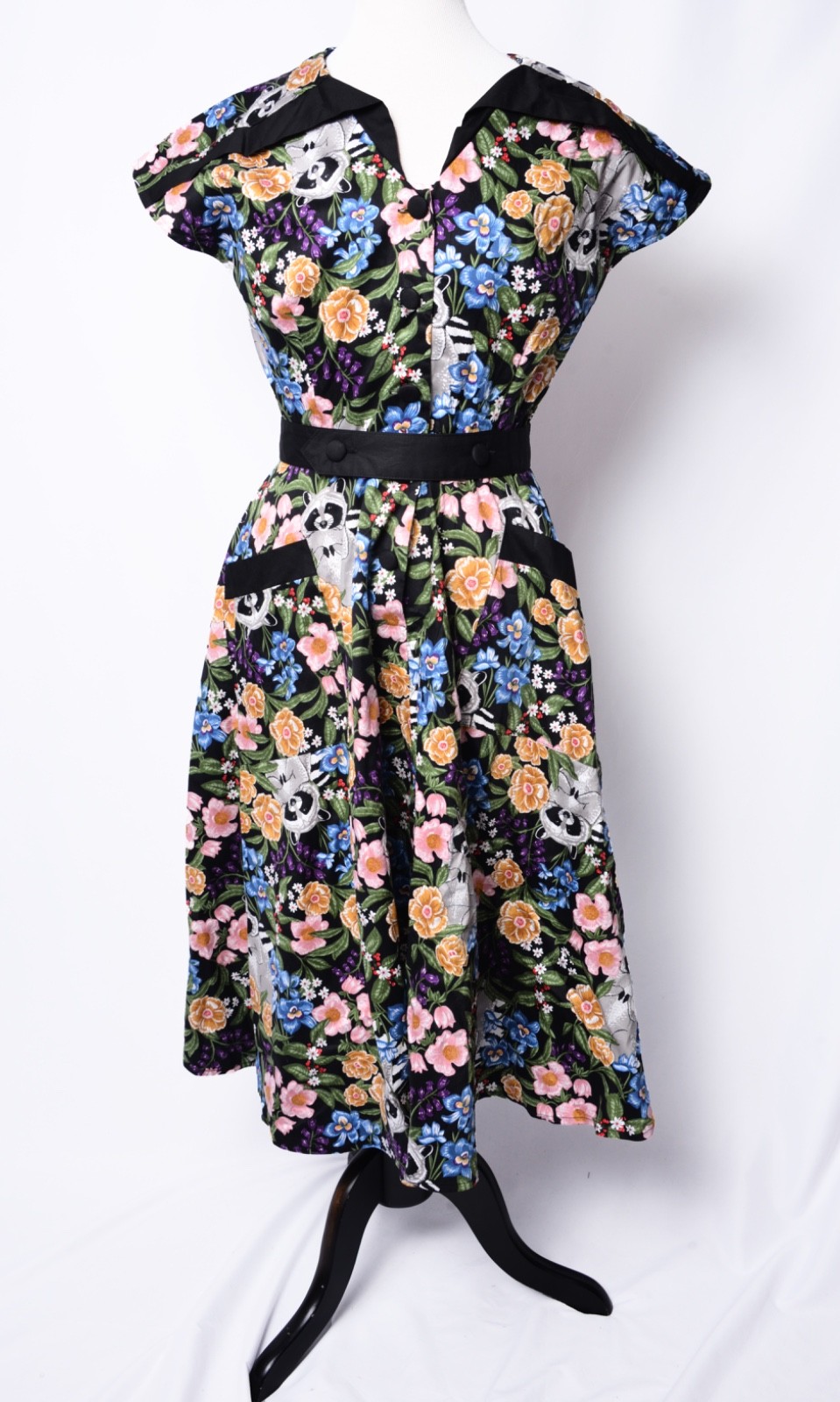 UNIQUE VINTAGE BLACK RACCOON PRINT COTTON HEDDA SWING DRESS – NEW – SZ M