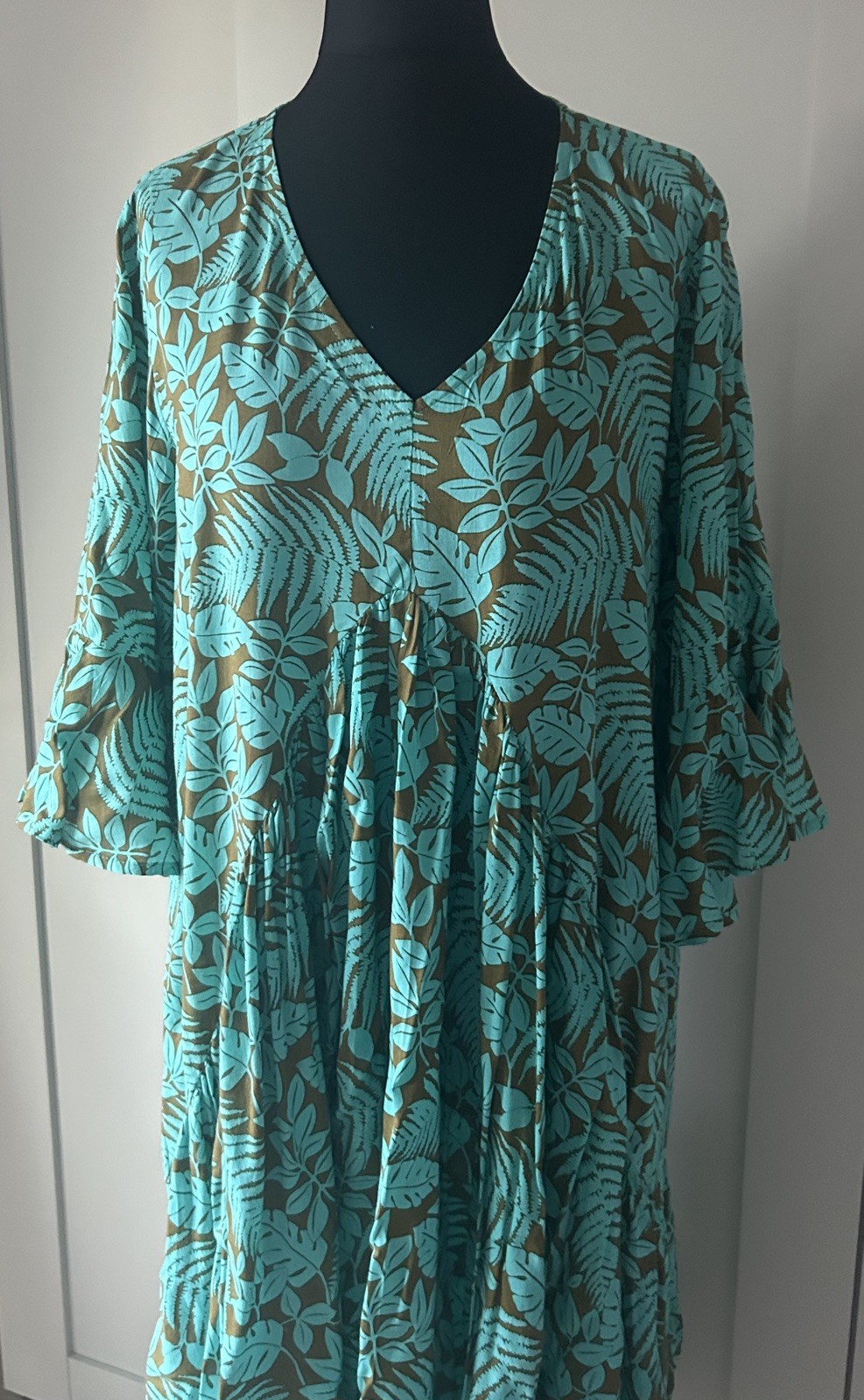 Turquoise & Brown Floaty Dres. One Size. Excellent Condition. Never worn