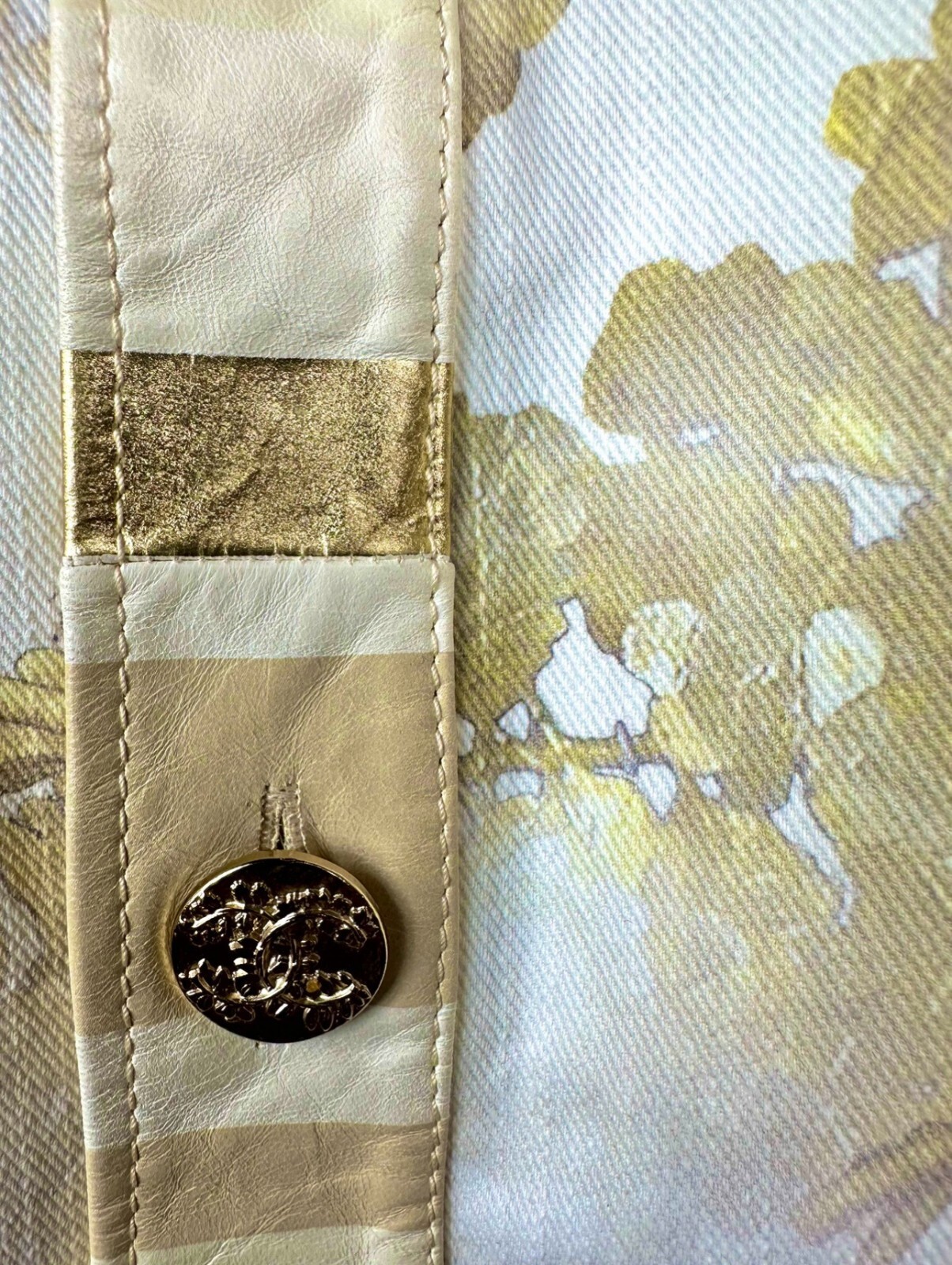 New Chanel 2018 Greece White Denim Gold Leather Mini Dress 34 36 2 4 Logo 18c S
