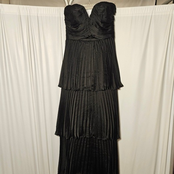 BCBGMAXAZRIA Womens Black Strapless Pleated Layered Maxi Dress Size 4