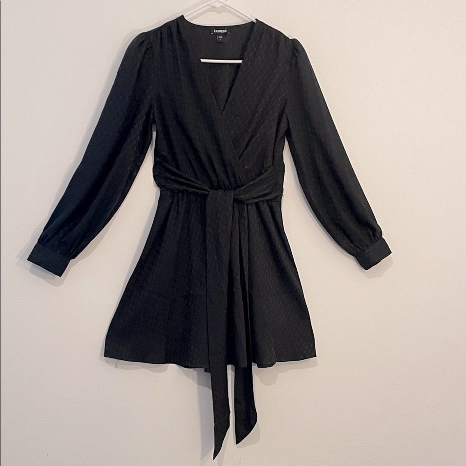 Express Textured Long Sleeve Wrap Tie Mini Dress in black size S