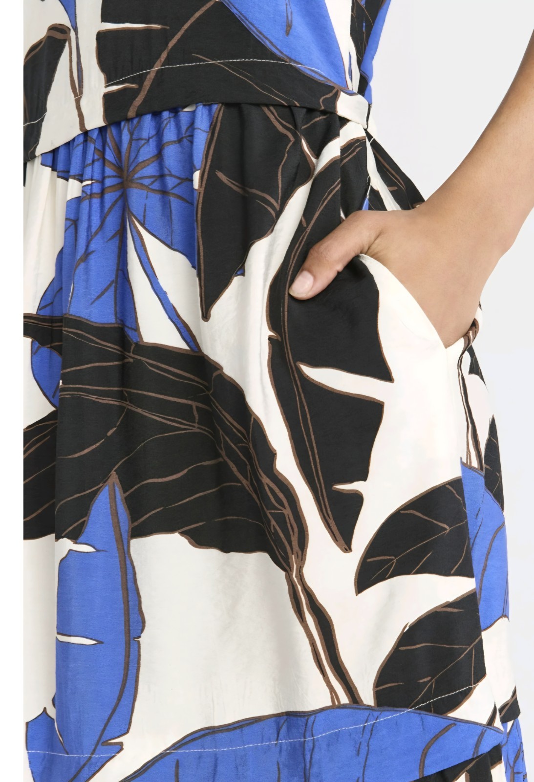 NWT Women’s – Sofia by Sofia Vergara Braided Floral Maxi Dress, Size Large