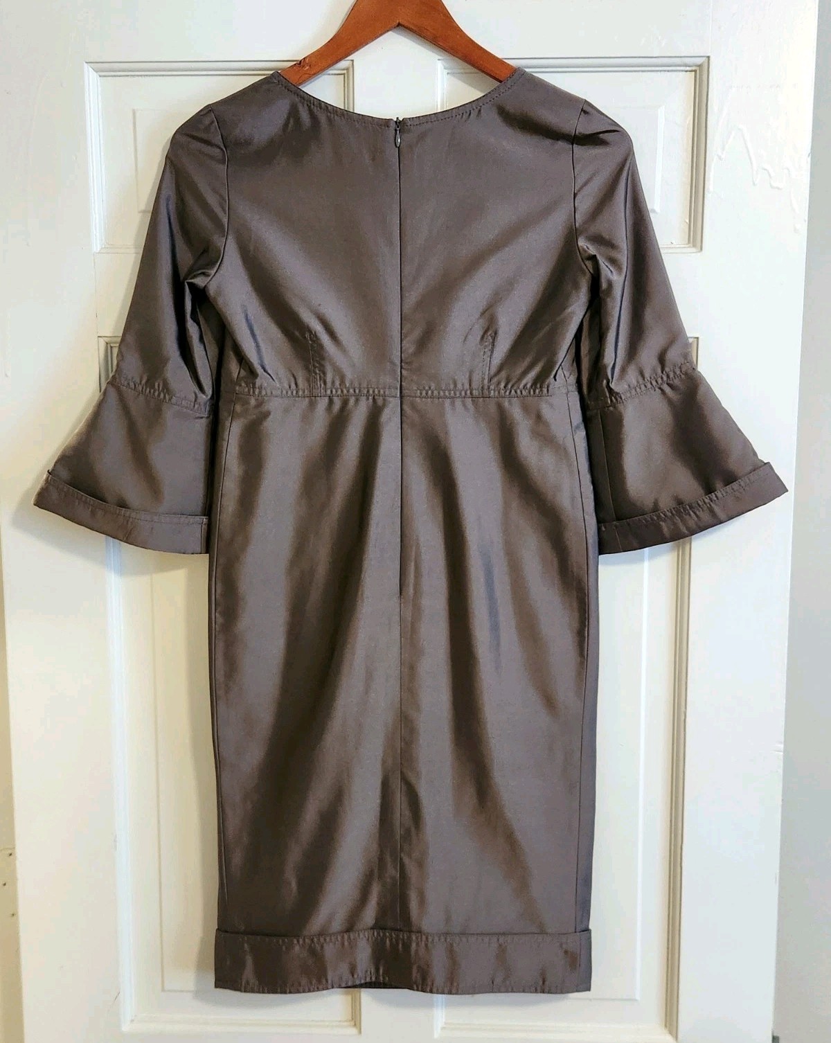 🩶US-2 Burberry London🩶 – Gray Silk Blend Pleated Mini Dress w/Bell Sleeve
