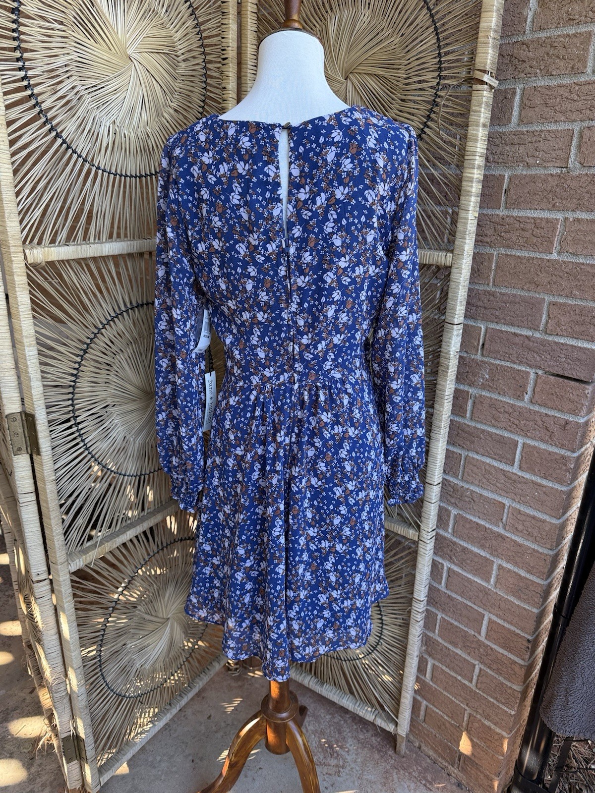 June & Hudson Floral V Neck Dress Multicolor NWT Boho Size M Festival