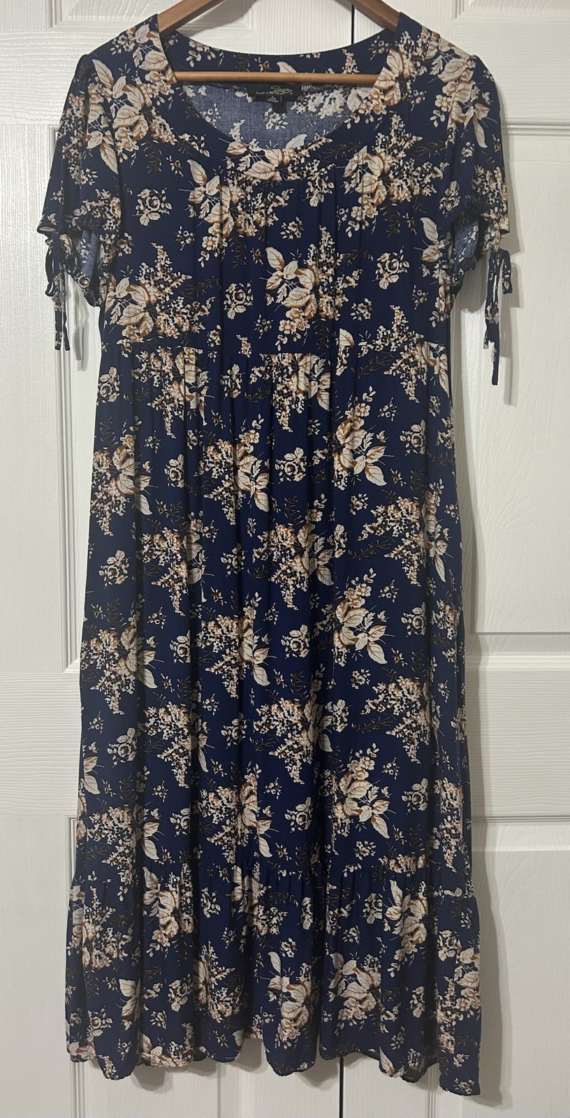Suzanne Betro Navy Blue Floral Midi Dress Pockets Lightweight Size L