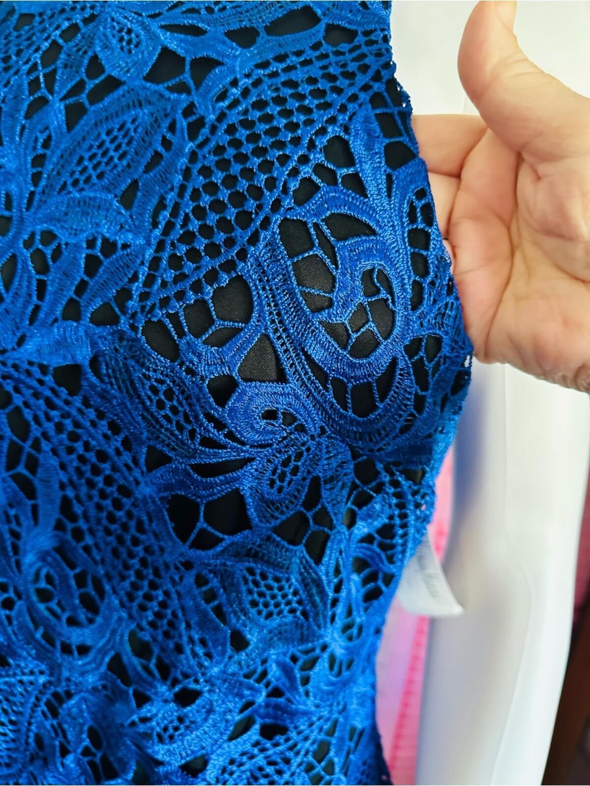 Alexia Admor Blue Guipure Lace Sheath Dress