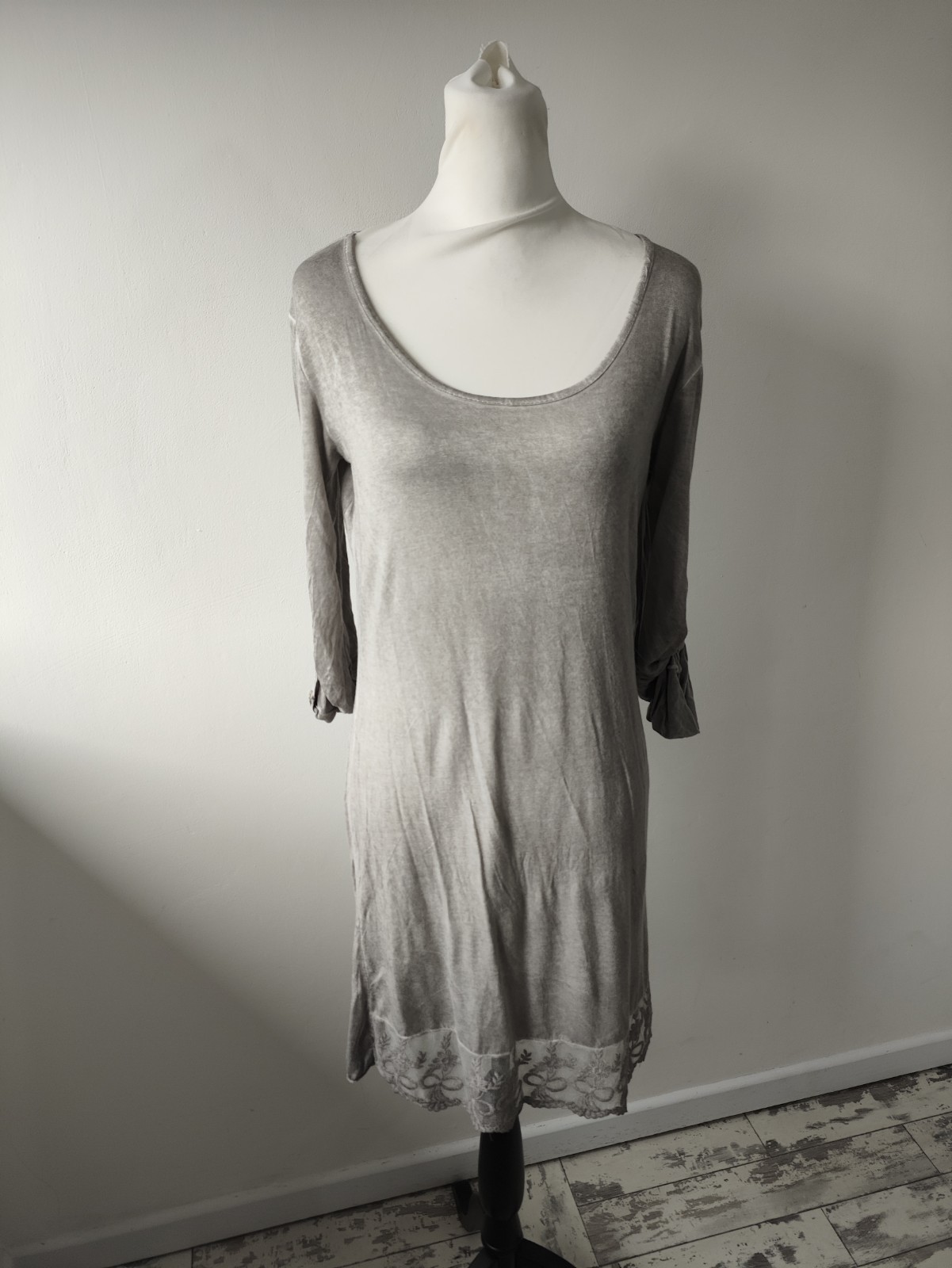 Women Knee Dress Size 10 12 Grey Casual 3/4 Sleeve Casual Summer Silk Laced Hem