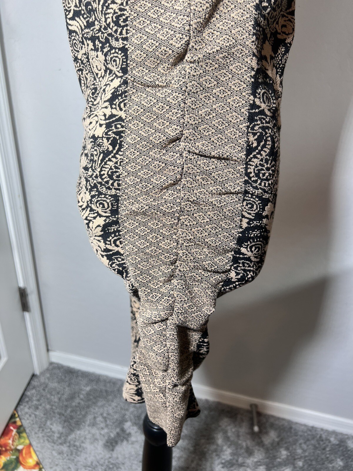 Zara Black beige Patterned fitted ruched Midi sweater Dress Size Medium Large