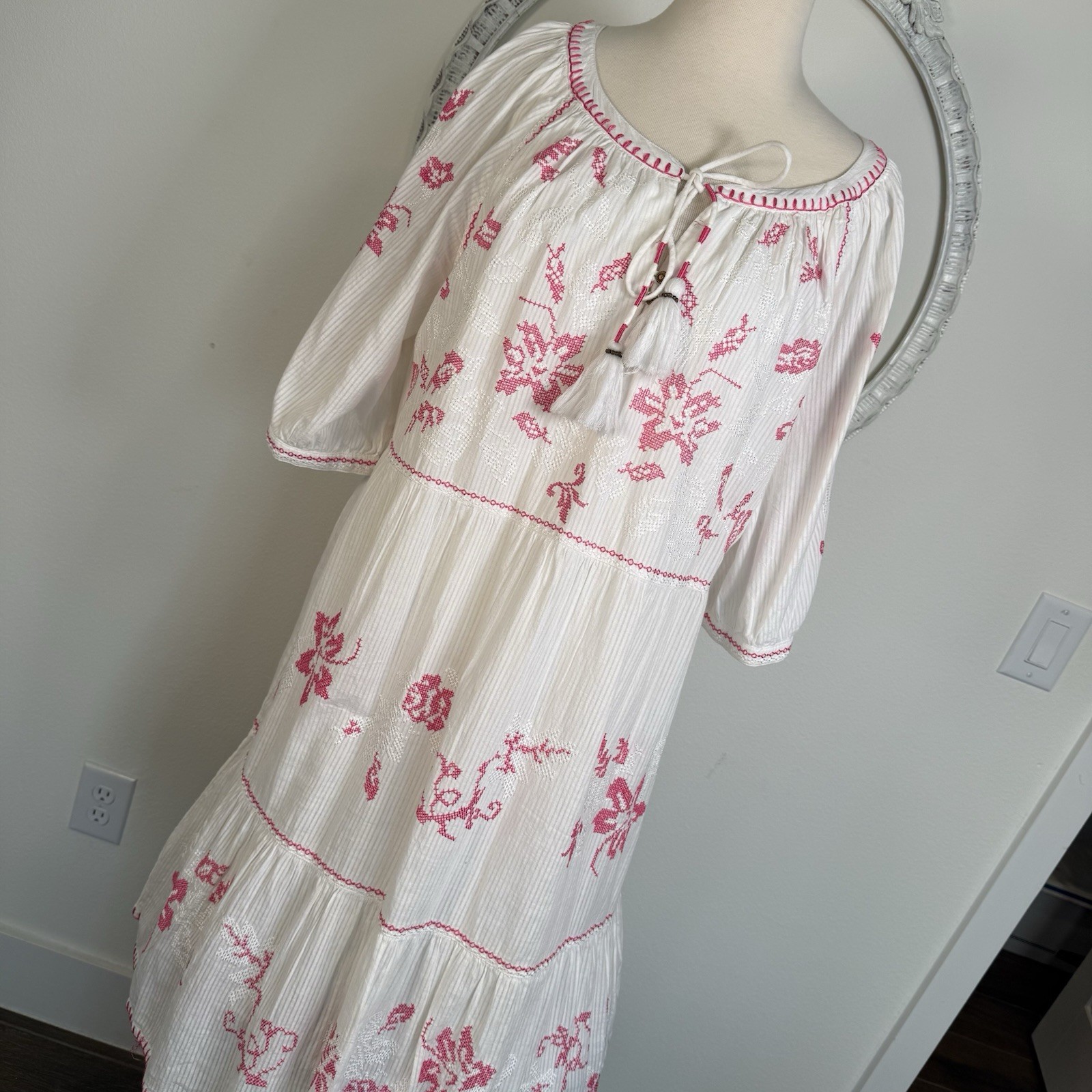 John Mark Women’s Dress White Pink Embroidered Cross Stitch Boho Peasant Knee XL