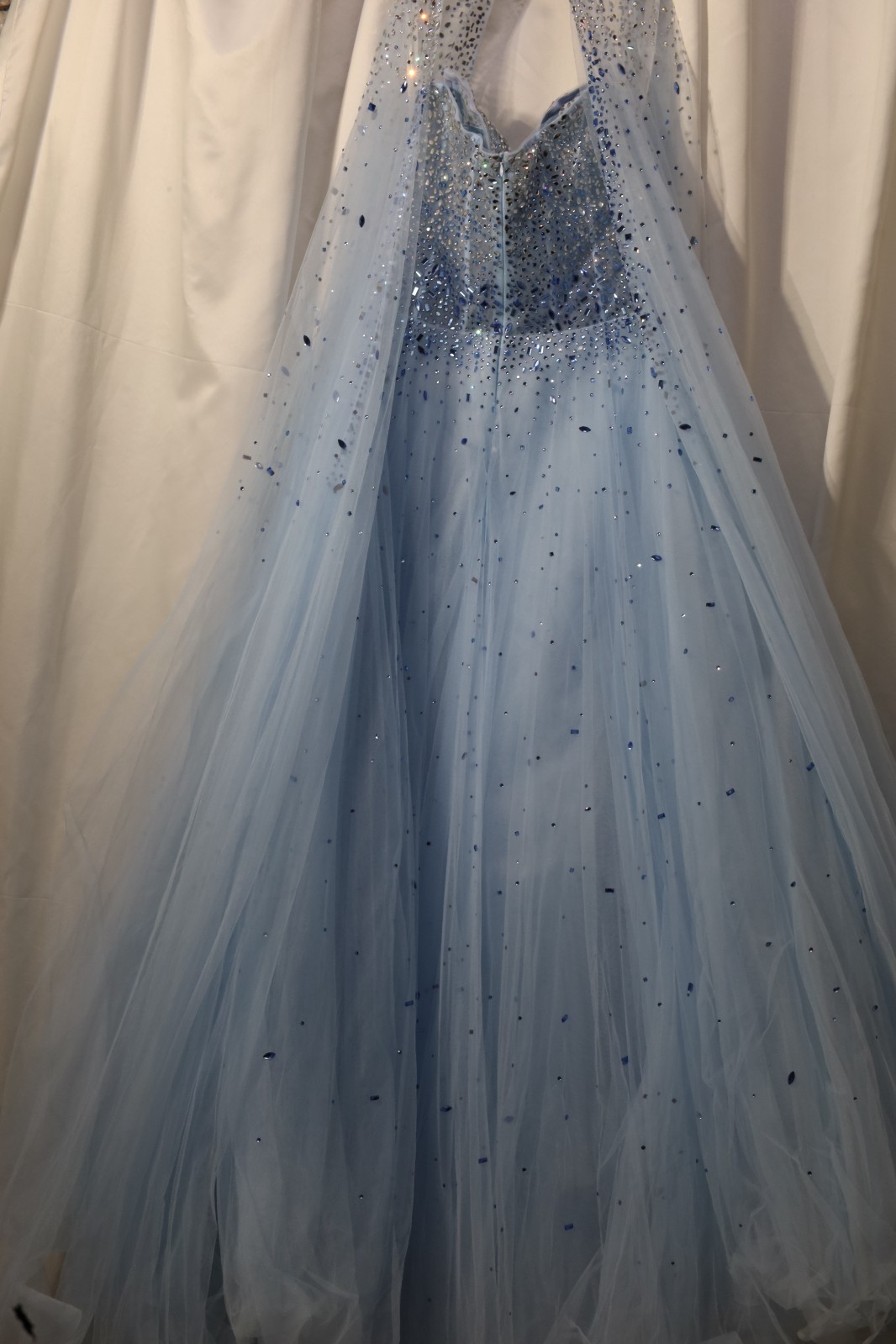 Elegant Evening Dress Light Blue Tulle Crystal Embellished Rhinestones