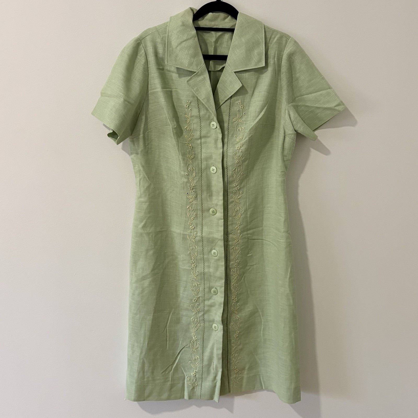 Vintage Pastel Green Embroidered 80s Shirt Dress