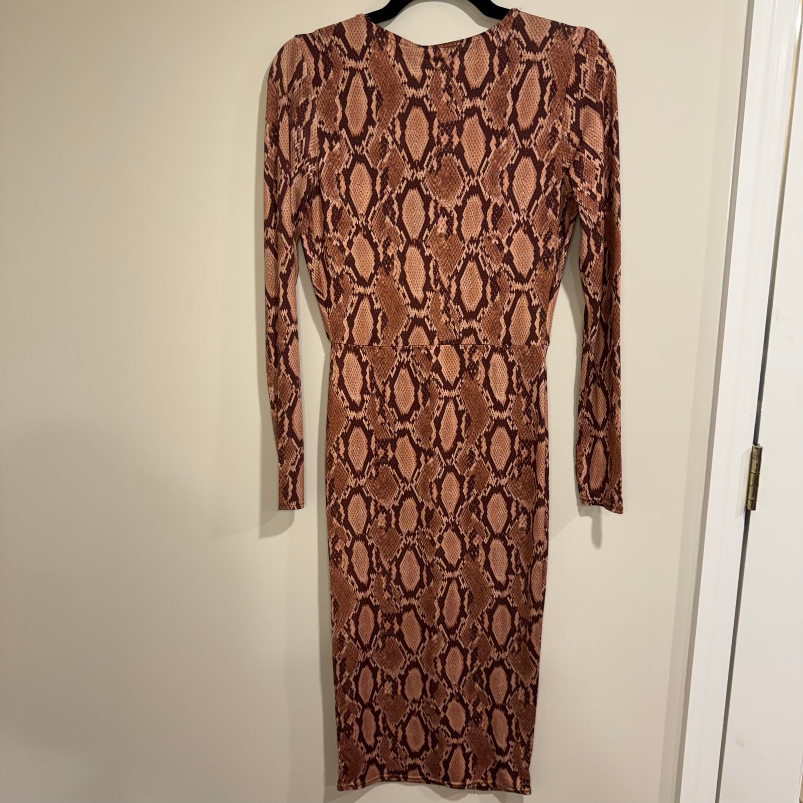 Missguided Pink Brown Deep V Neck Snake Skin Long Sleeve Dress Size 4 Small
