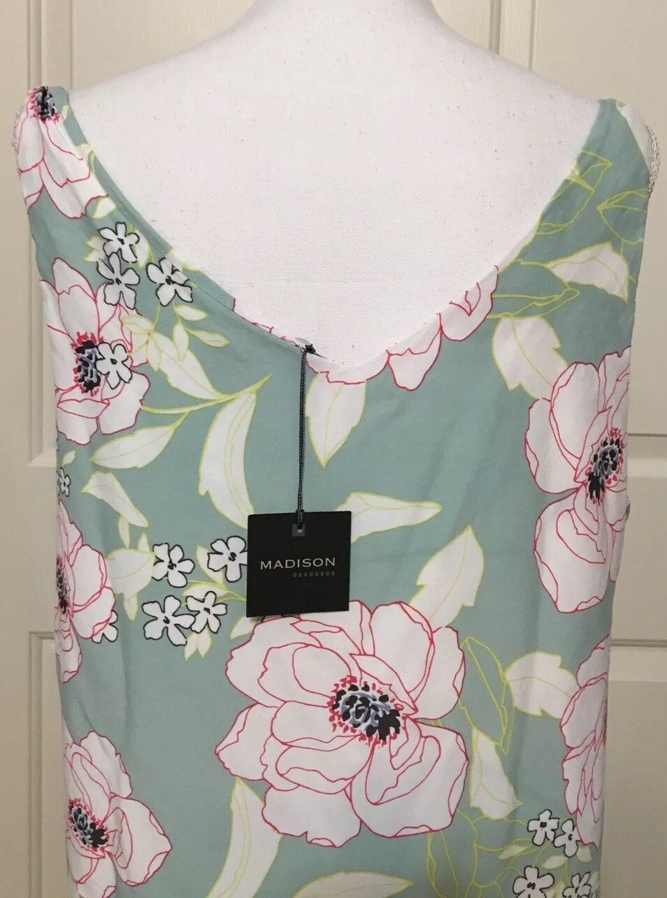 NWT Madison XL mint green floral v-neck sleeveless dress women’s