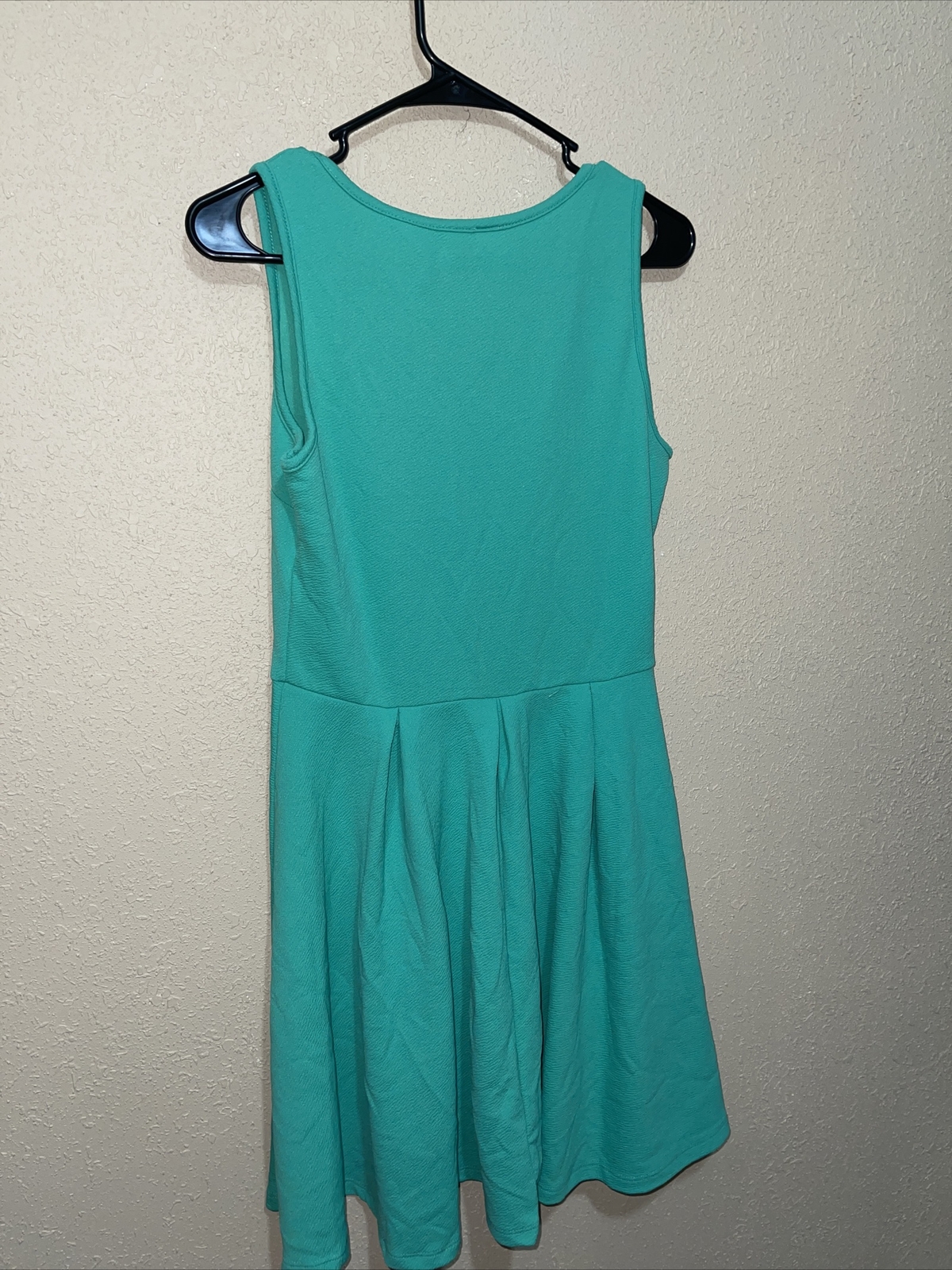 White Mark Solid Sleeveless Scoop Neck Dress GREEN M NEW