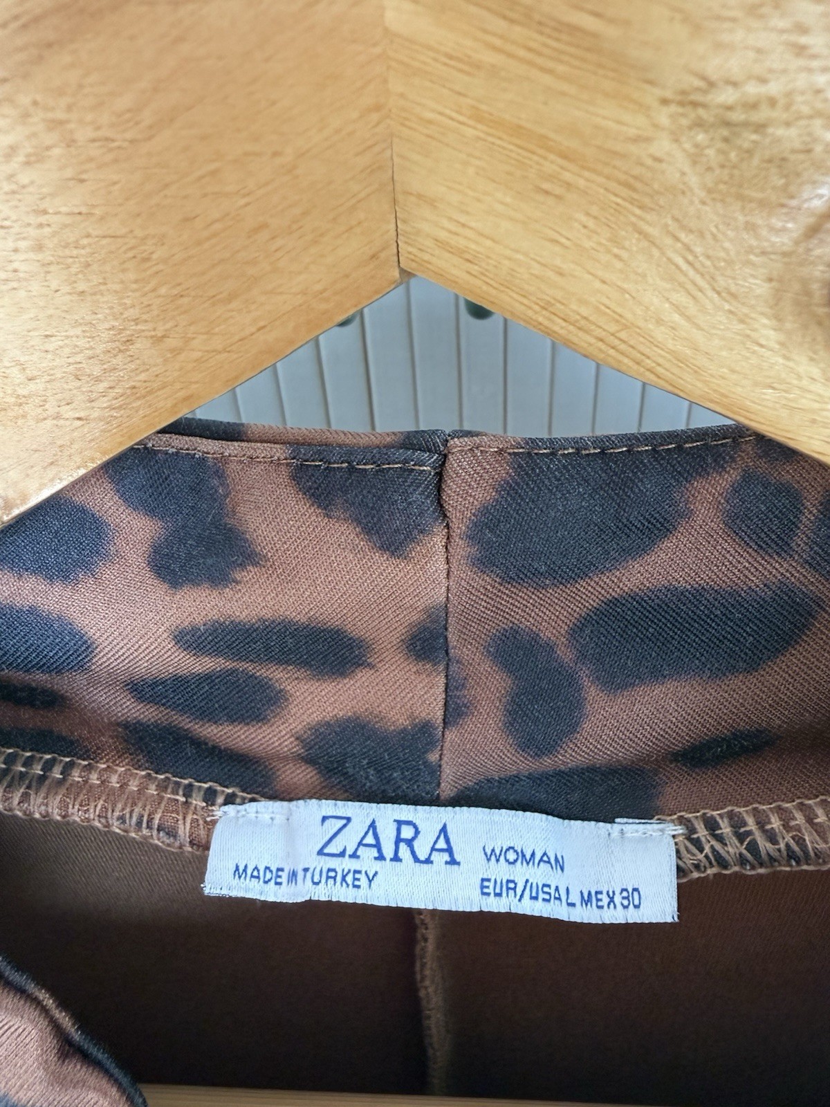 Zara Leopard Midi Dress Size Large Amber, Brown And Black – Good Condition