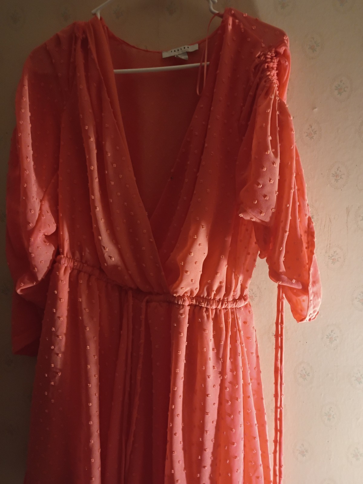 Favlux Fashion Coral/Salmon Women’s Dress Size Large Knee Length