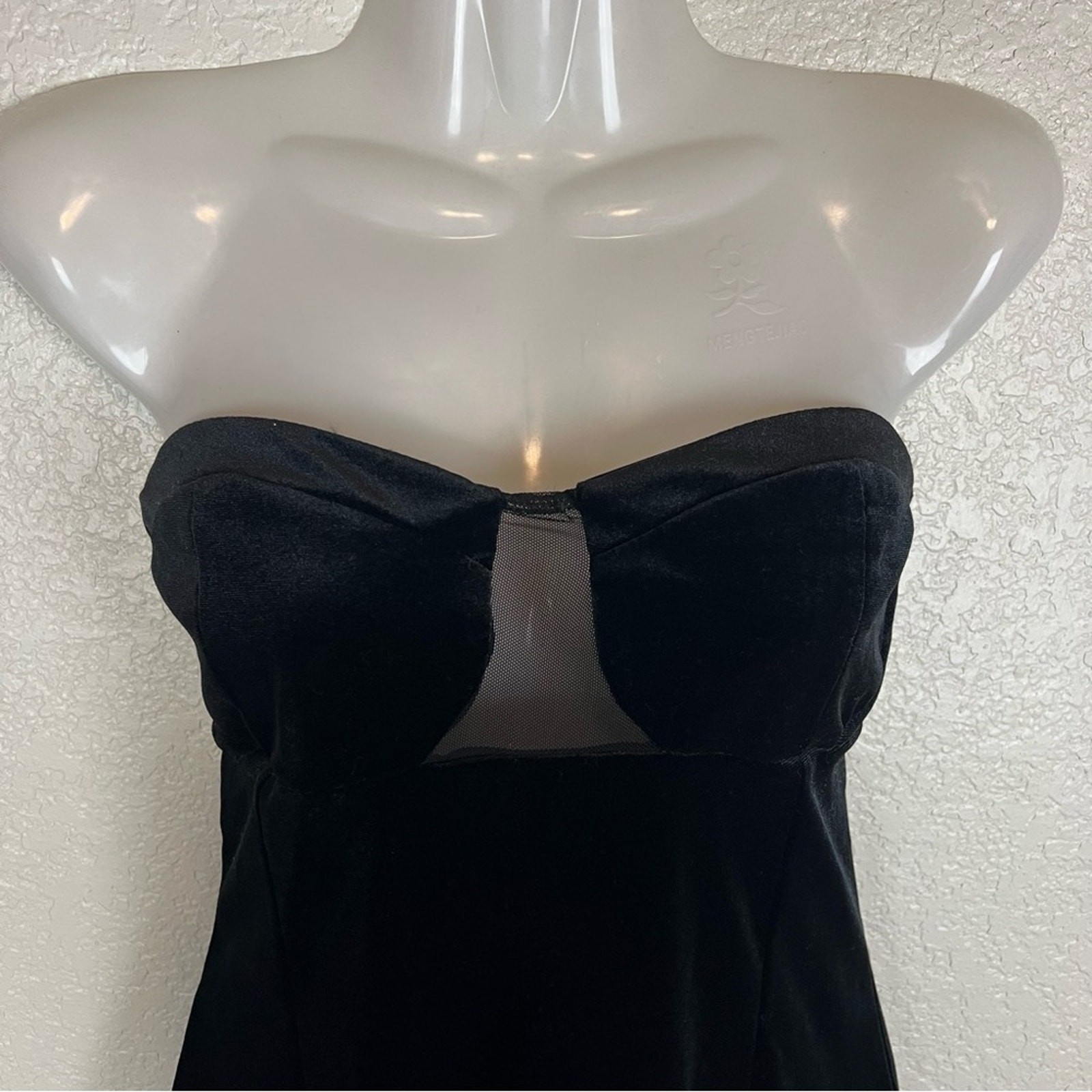 Forever 21 Black Strapless Velour Bodycon Muni Tube Party Dress size Medium New