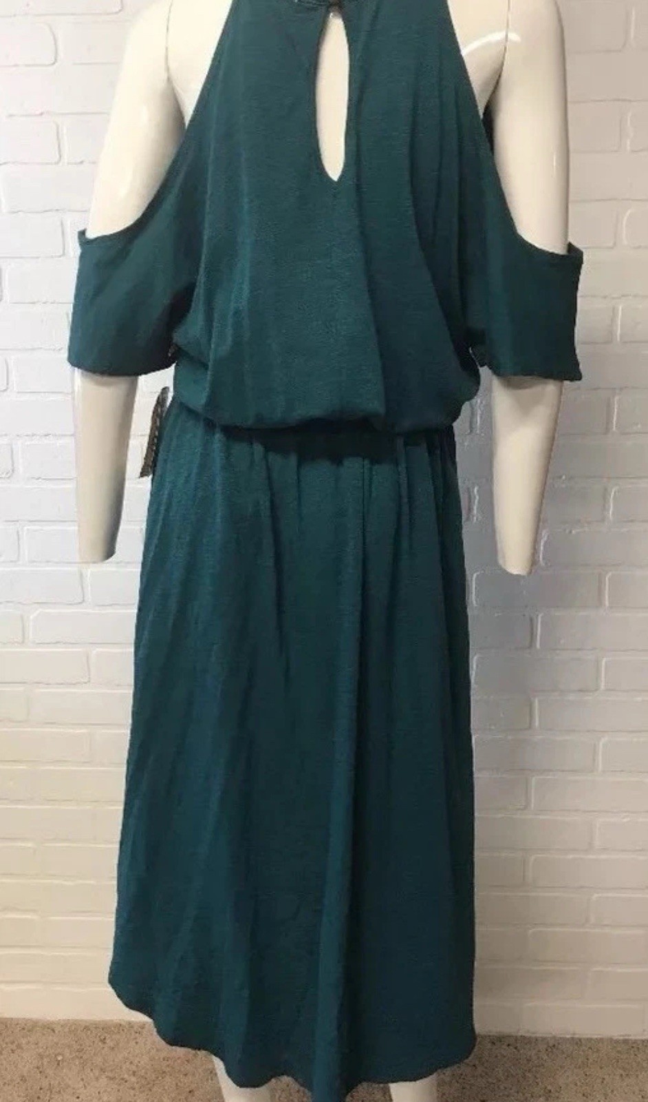 New Democracy Woman’s Small Green Cold Shoulder Dress NWT Keyhole Knit Floral