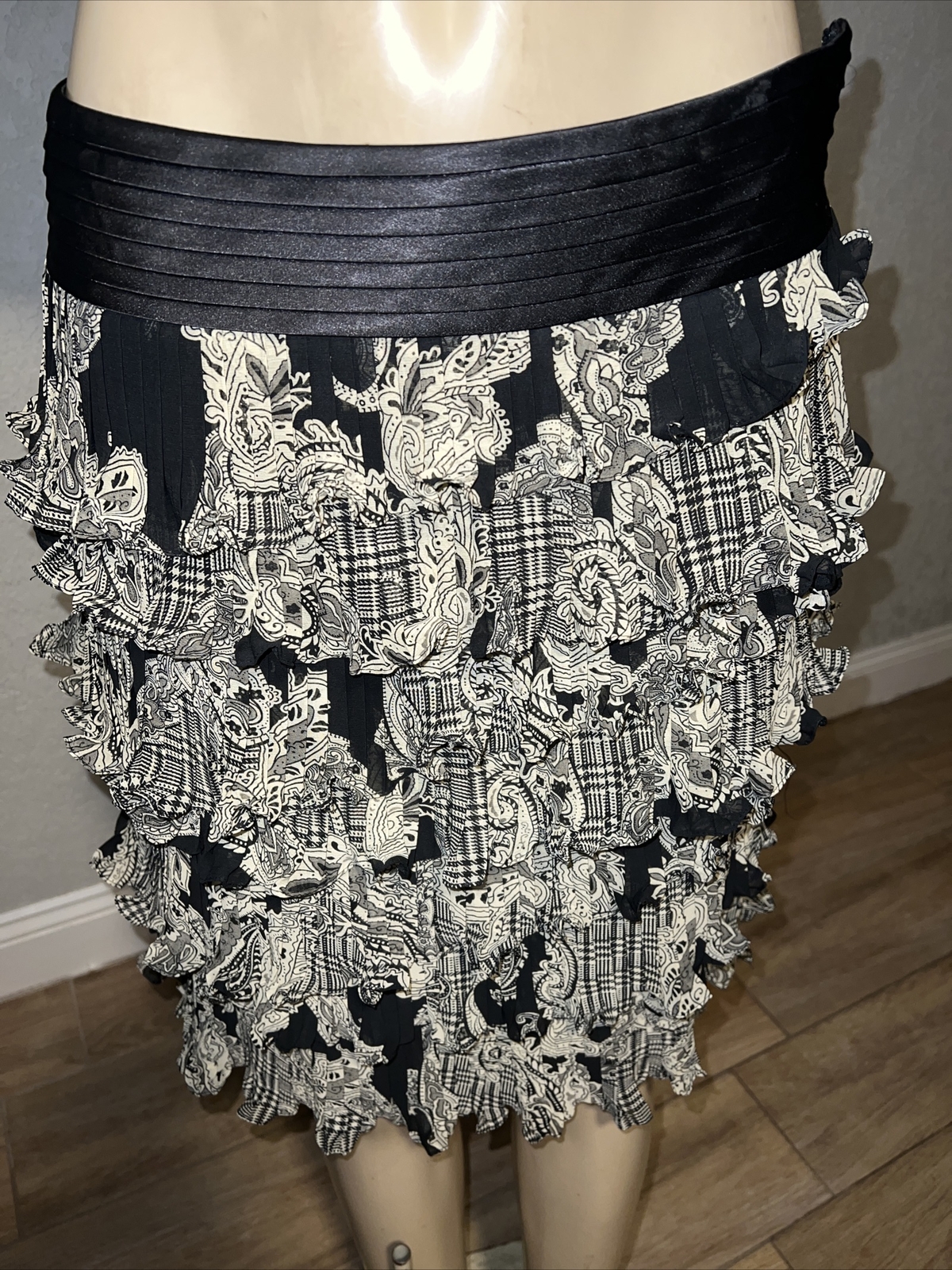 Mikael Aghal 2PC set BLAZE & RUFFLE TIER SKIRT Black SZ 10 br2