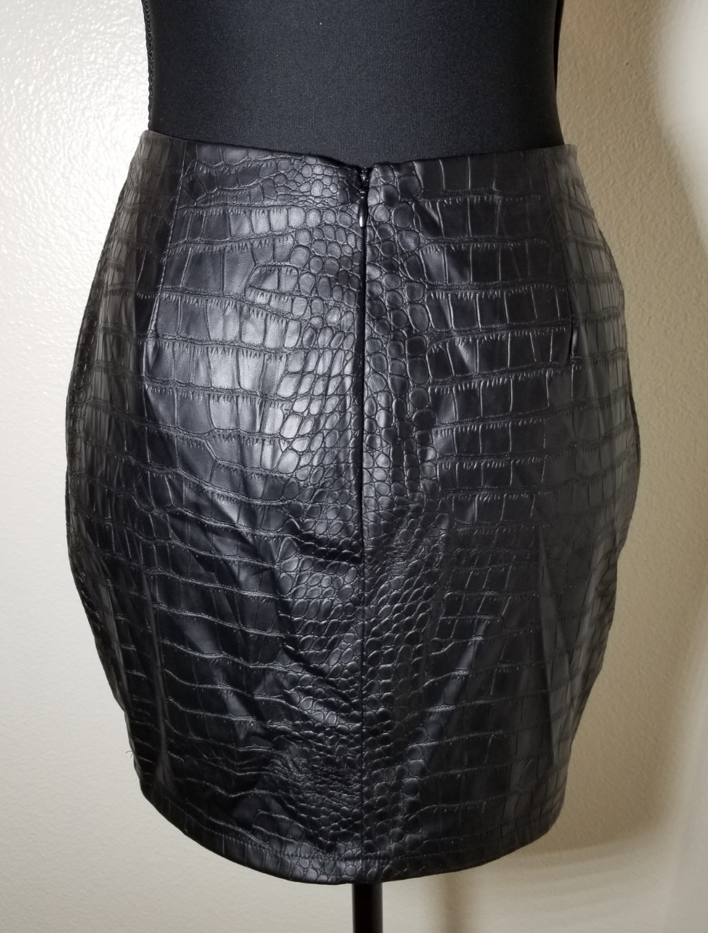 Fashion Nova Black Faux Leather Mini Backless Dress Womens Small Club Sexy City