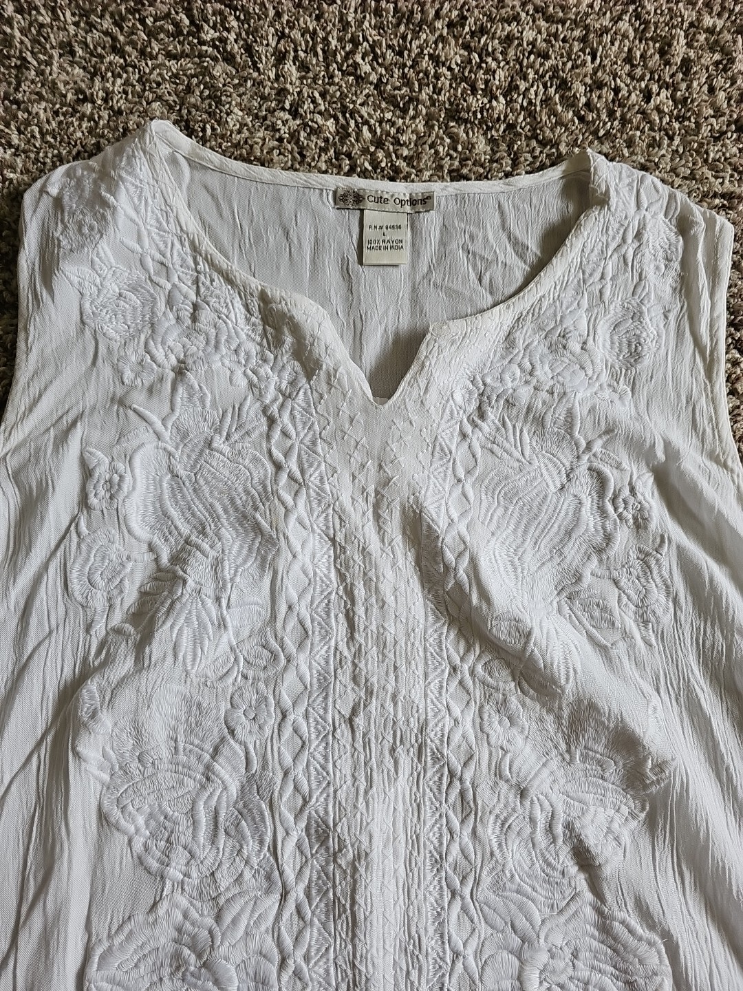 Cute Options Size L 100% Rayon White Sleeveless Embroidered Dress. C34