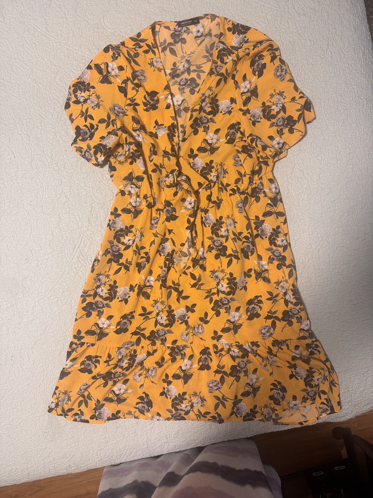 Plus Size Yellow Floral Pullover Dress Shein Curve – 1XL