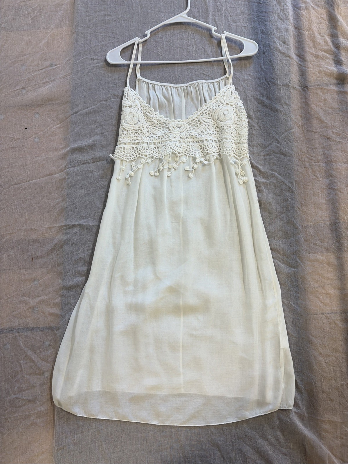 Bohemian Unbranded Ivory Silk Slip Size L Tatted Lace Crochet, Light Whimsical.