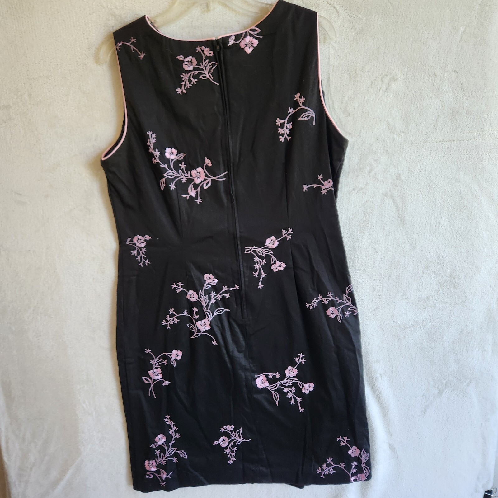 Sag Harbor Embroidered Dress Black & Pink Floral Asian Inspired Retro Sheath 12