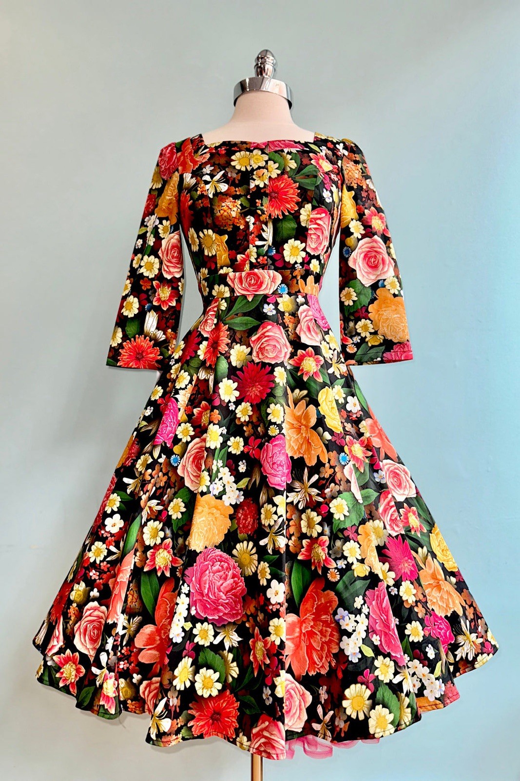 Unique Vintage Hearts & Roses Black Floral Cassidy Swing Dress, NWT!