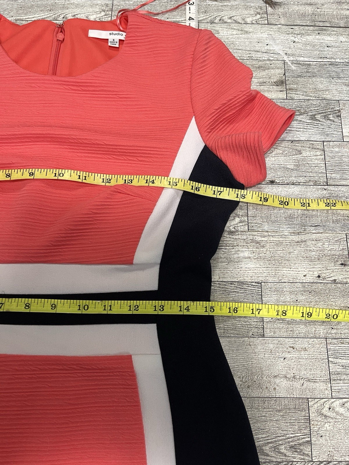 Women’s Studio One Color Block Shift Sheath Dress Size 6 Salmon Pink Black