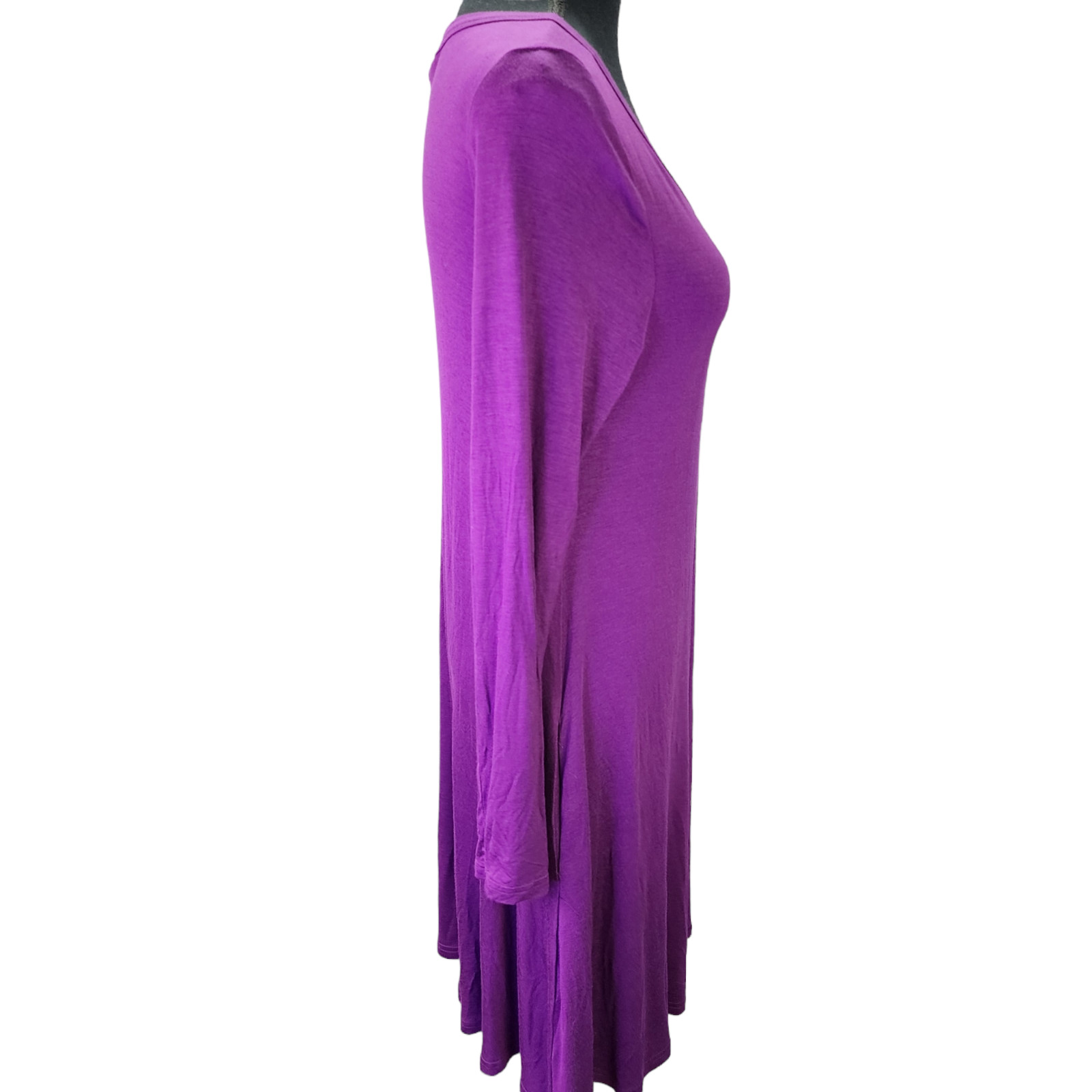 NWT HiMONE Women’s Medium Purple T-Shirt Dress Silky Soft Stretch Pockets Casual