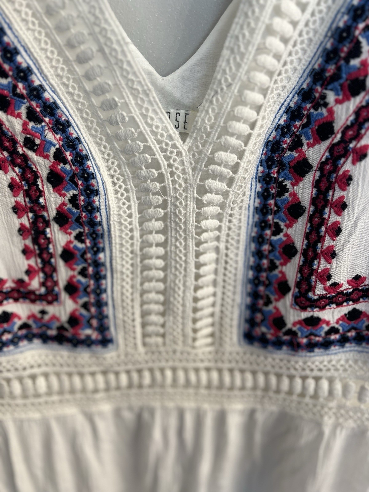 Spence Sleeveless Red/White/Blue Embroidered Crinkle Maxi Dress Size S Boho Chic