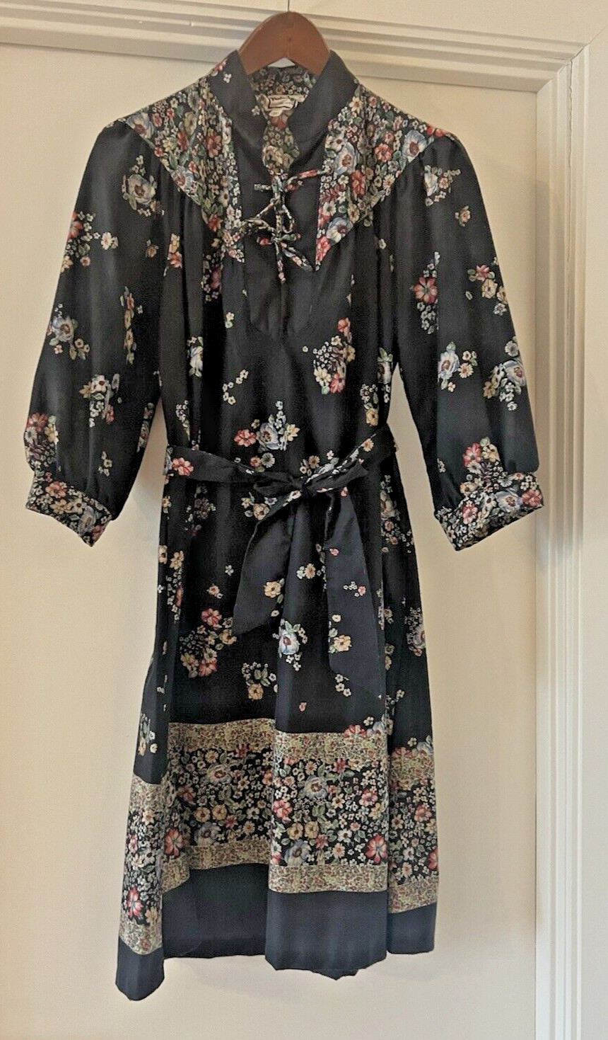 Vtg Rare 70’s Wom Sz 13 Floral Boho Cottage Core PLAIN JANE SF Black Midi Dress
