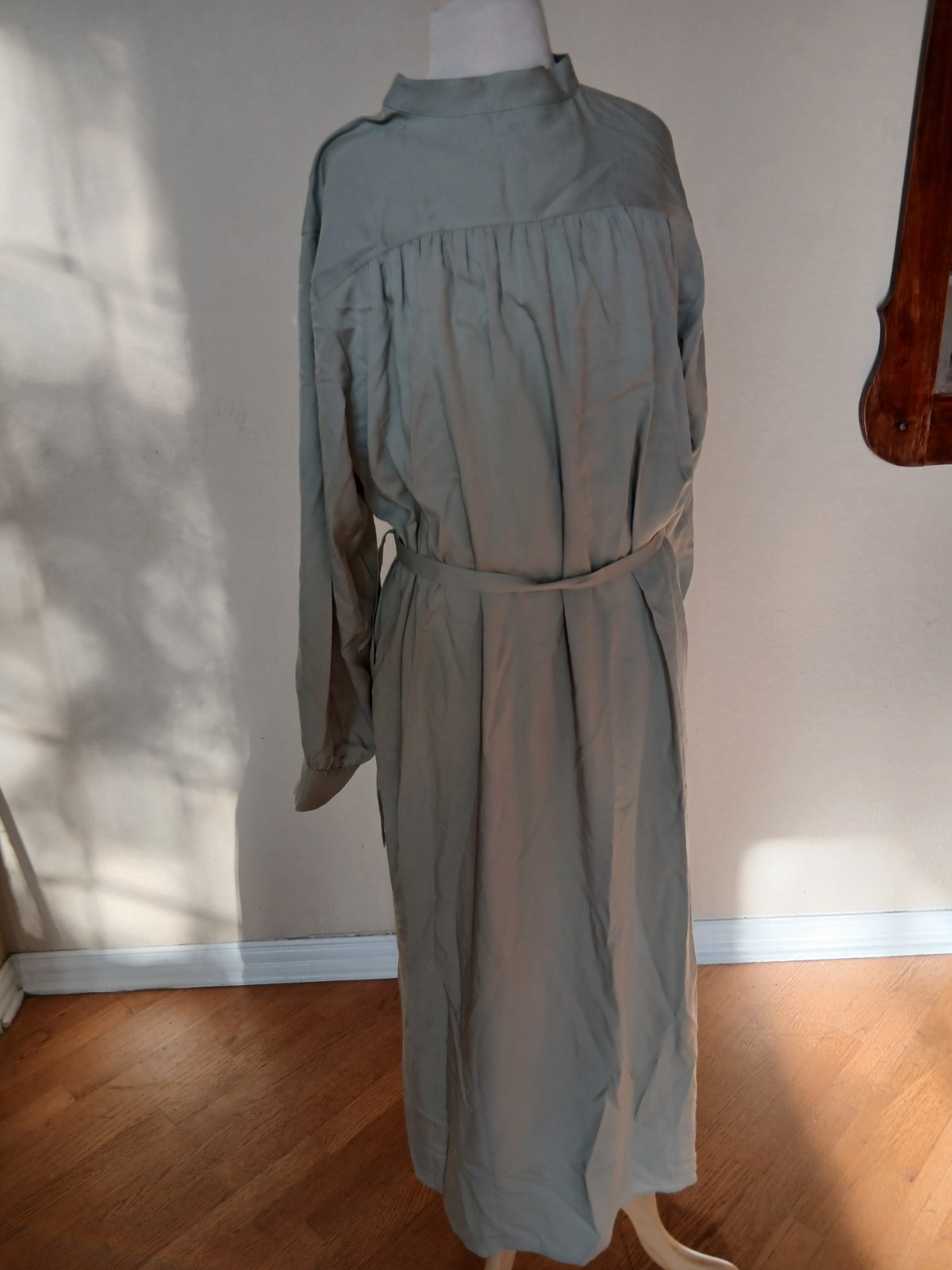Uniqlo Kimono Cover Up Maxi Belted Light Green Dress Minimalistic Kaftan S/M