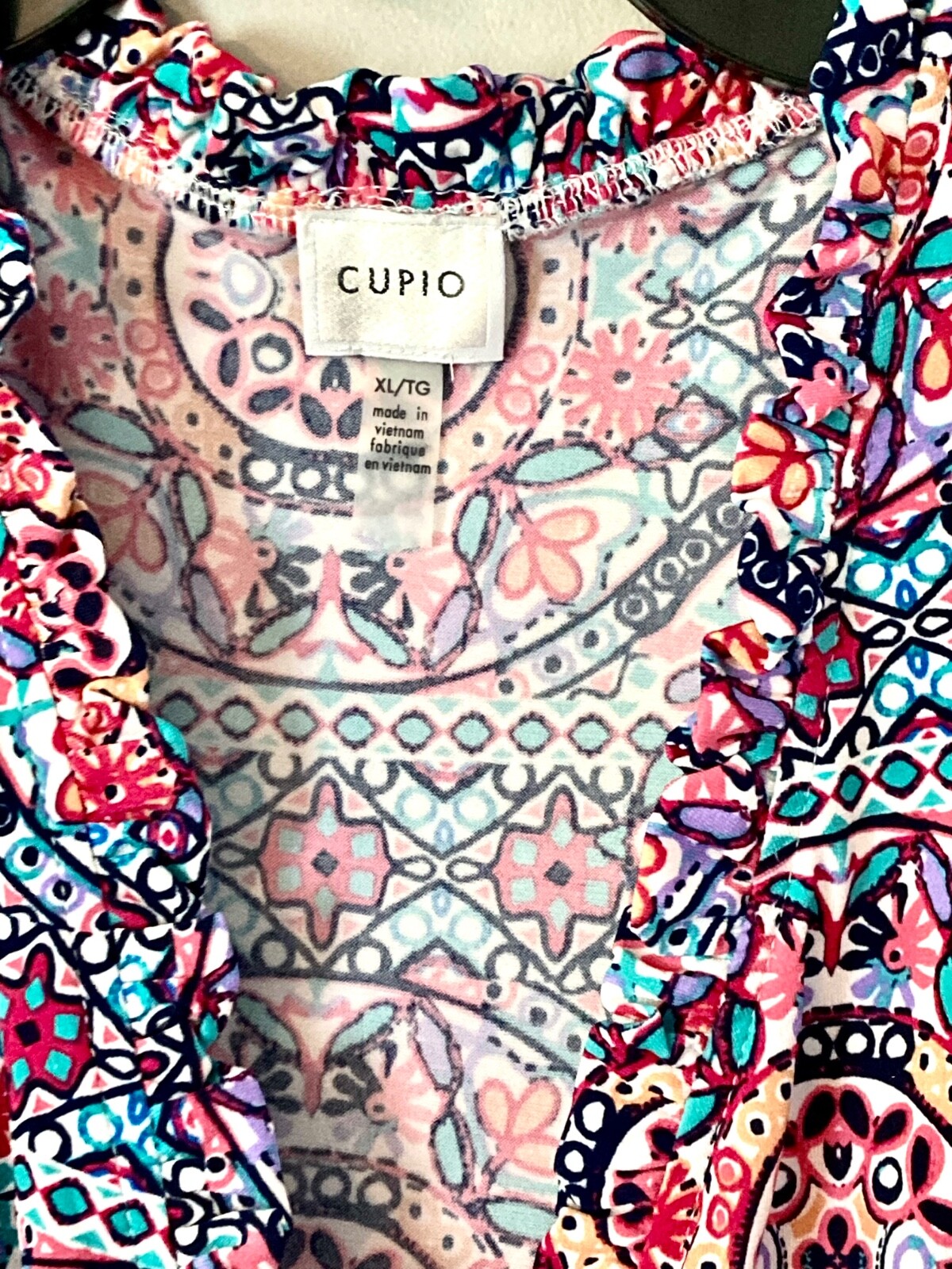 CUPIO WHITE PINK PURPLE GREEN PATTERN CURVED HEM SLEEVELESS MIDI DRESS, SIZE XL
