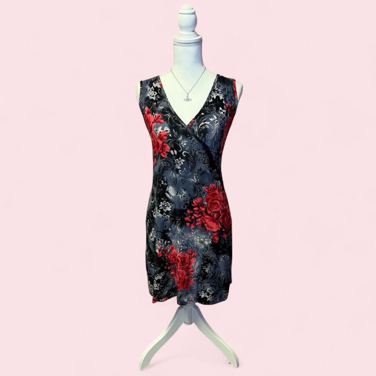 Vintage Charlotte Russe Black & Red Rose Floral V-Neck Mini Dress Size Small