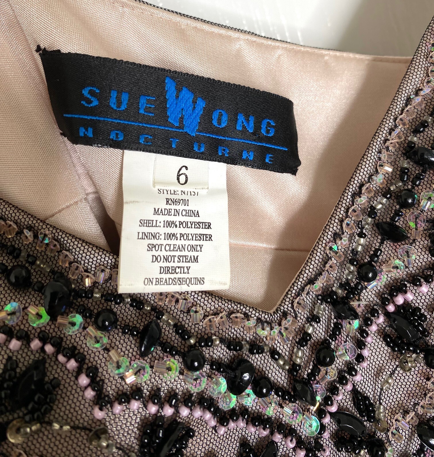 SUE WONG NOCTURNE Black Nude Beaded Sequin Embellished Pleated Mesh Dress 6 US