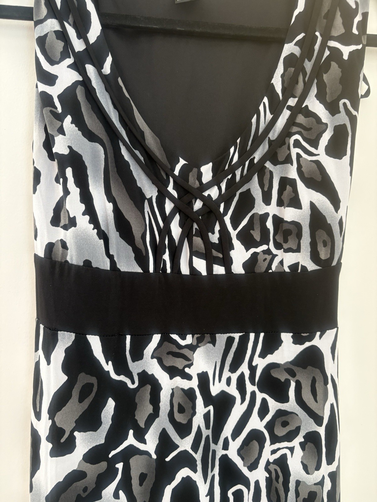 Glamour Black/White/Gray Animal Print V-Neck Maxi Midi Dress 12 Poly/Spandex