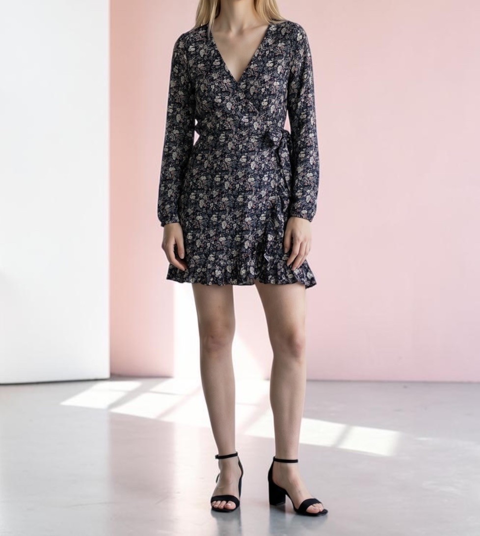 Sky And Sparrow Dress Womens Large Black Floral Wrap Long Sleeve Mini Ruffle Hem