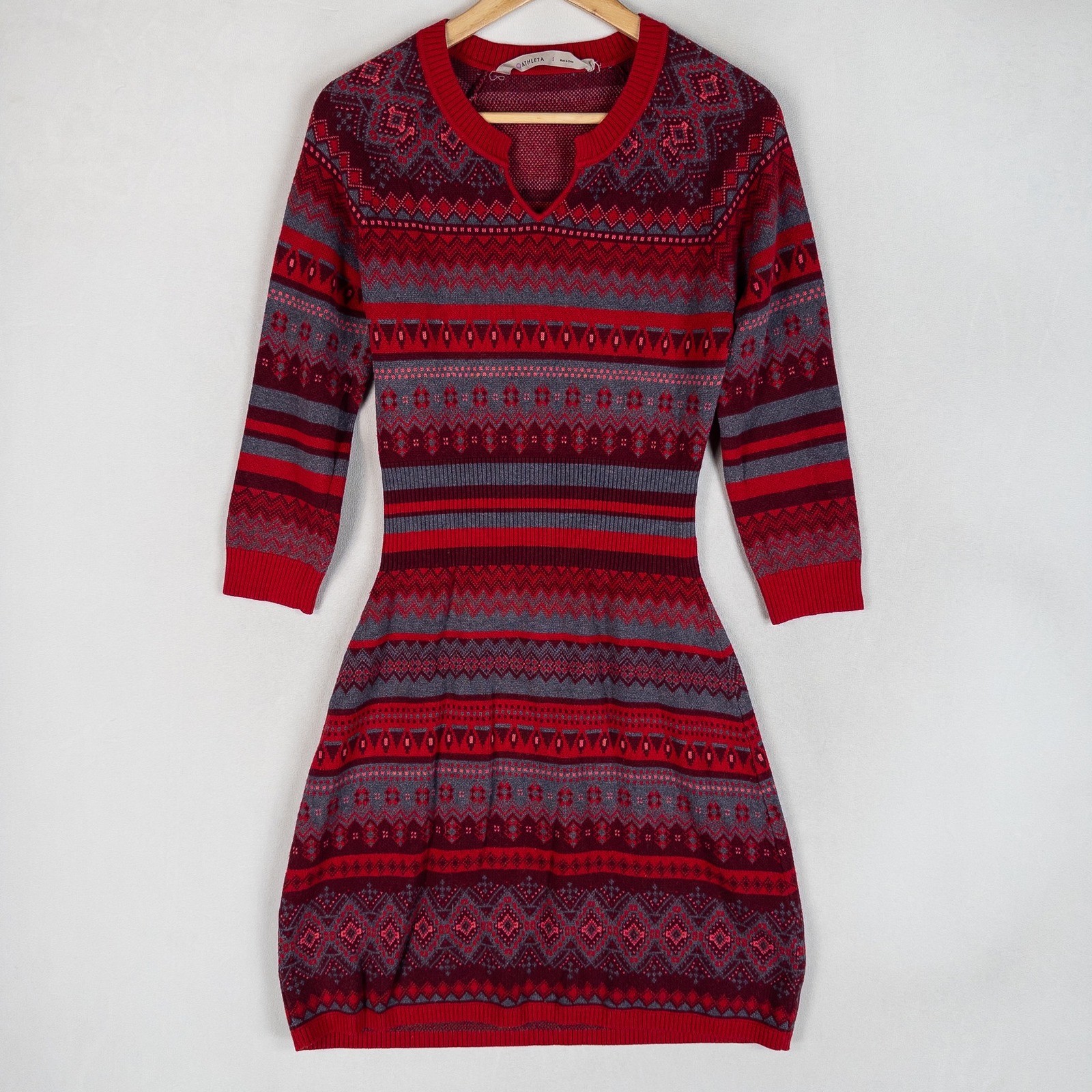 Athleta Womens Sweater Dress Small Red Grey Fair Isle Knit Split Neck 3/4 Sleeve