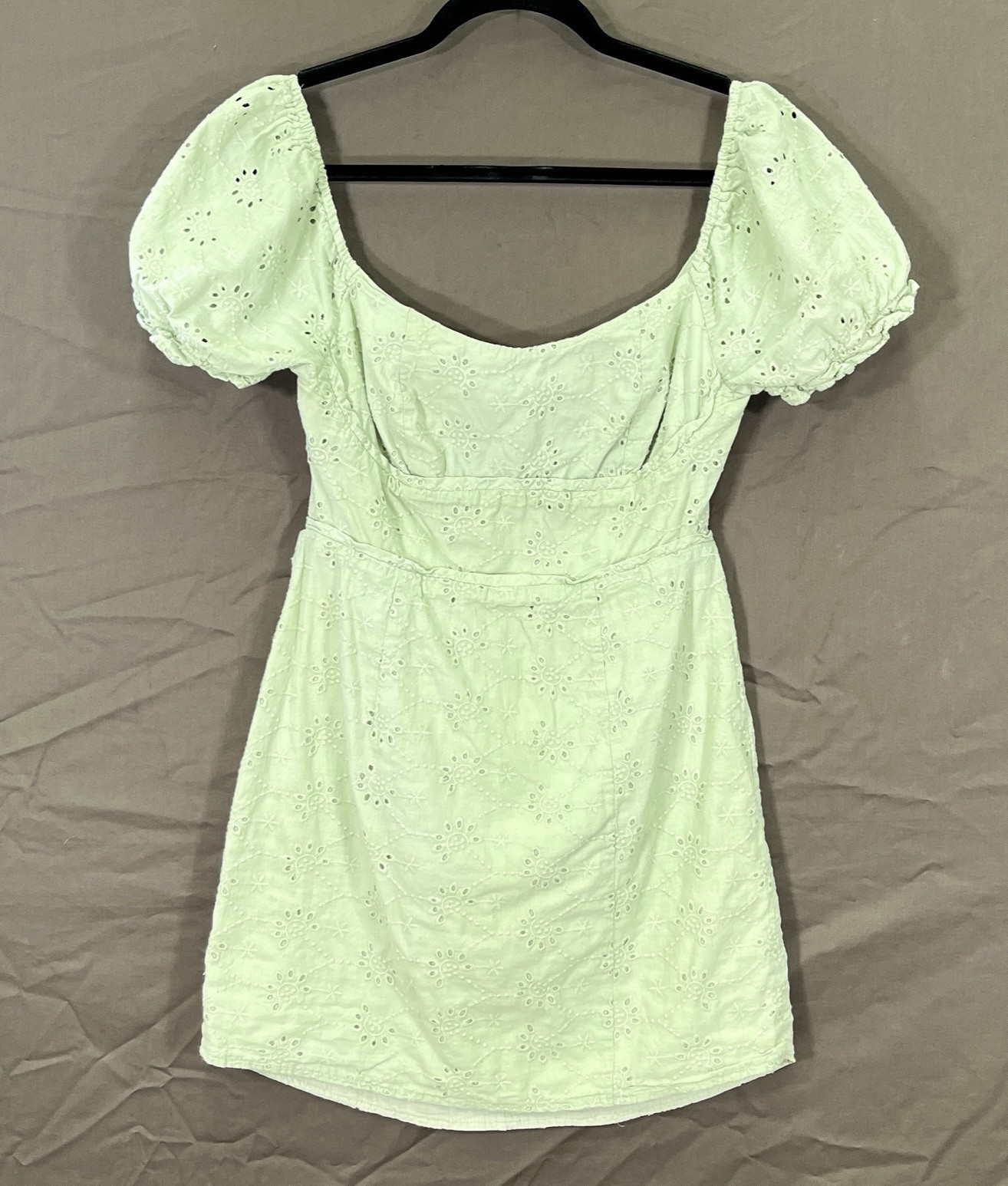 ALTAR’D STATE Mint EYELET On/Off Shoulder OPEN-BACK Hippie Peasant MINI DRESS M